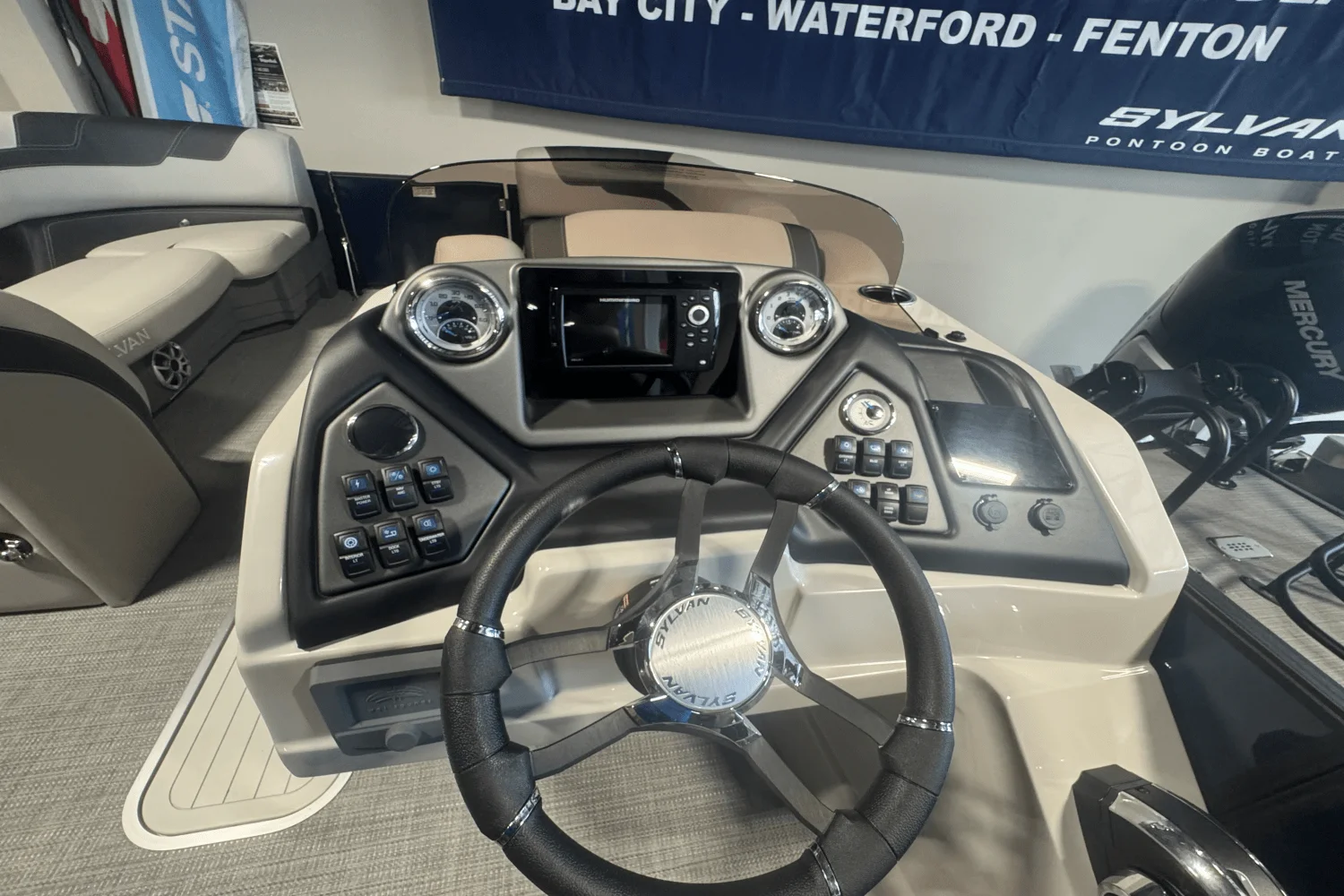 2025 Sylvan L5 Image Thumbnail #10