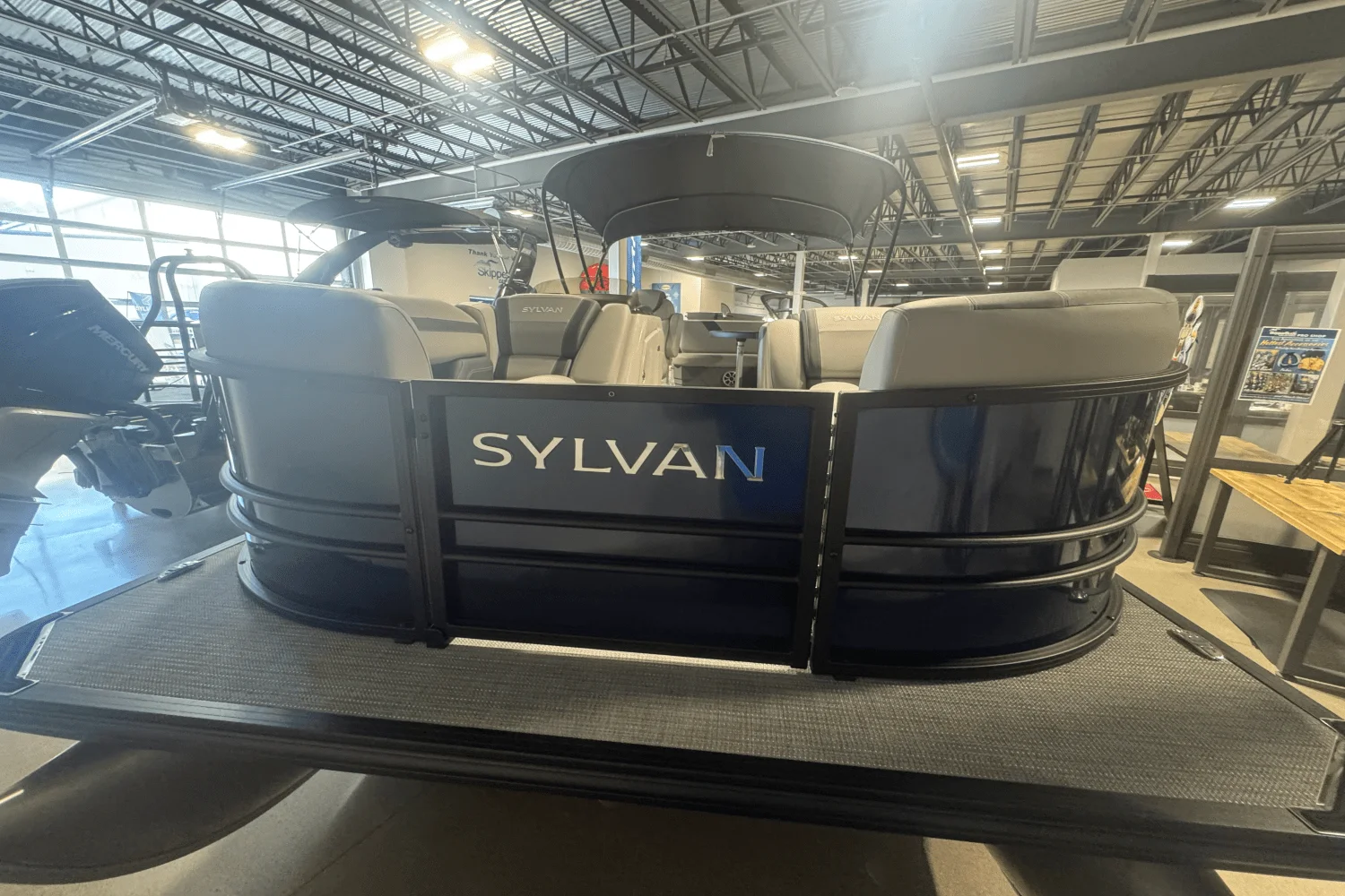 2025 Sylvan L5 Image Thumbnail #0