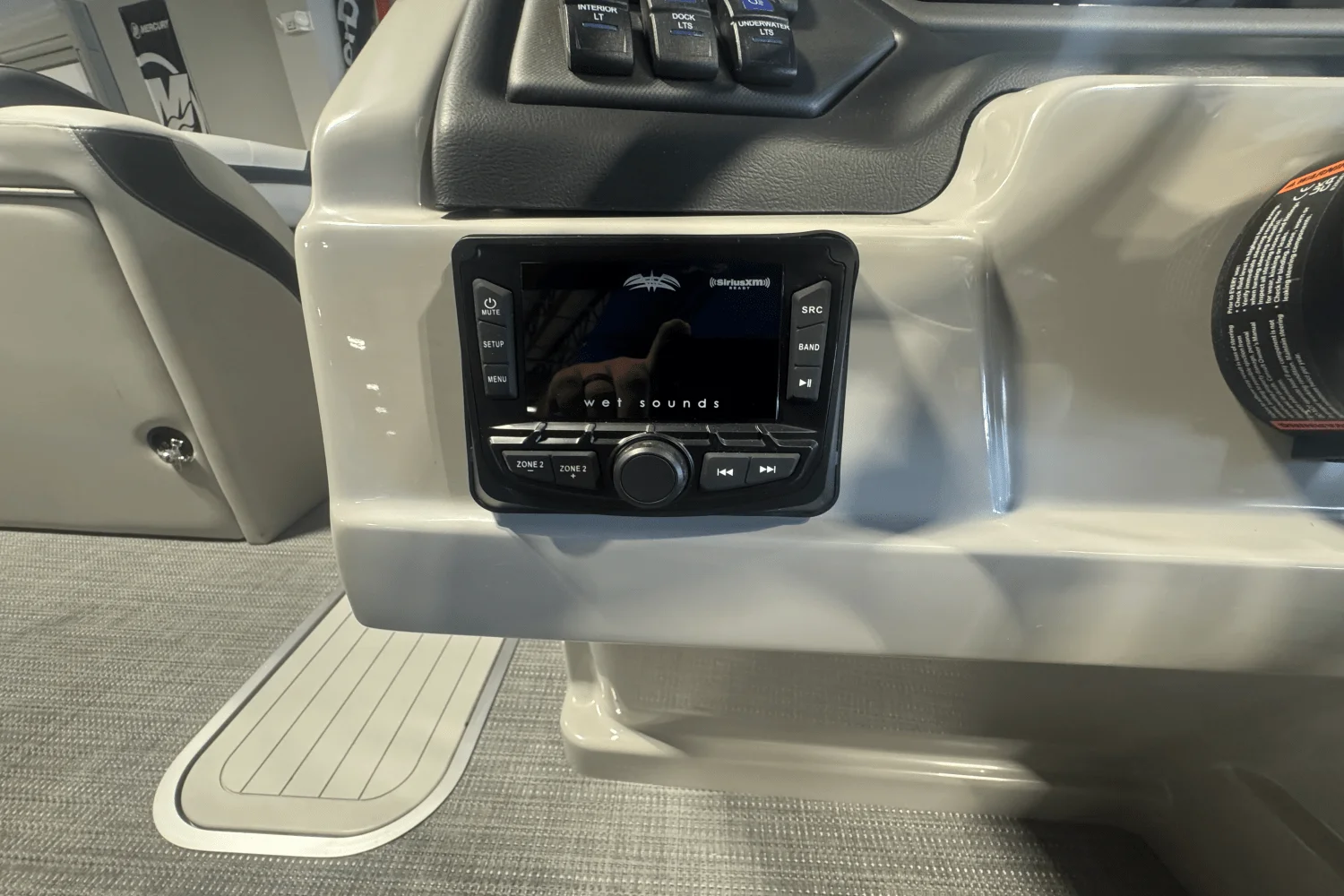 2025 Sylvan L5 Image Thumbnail #12