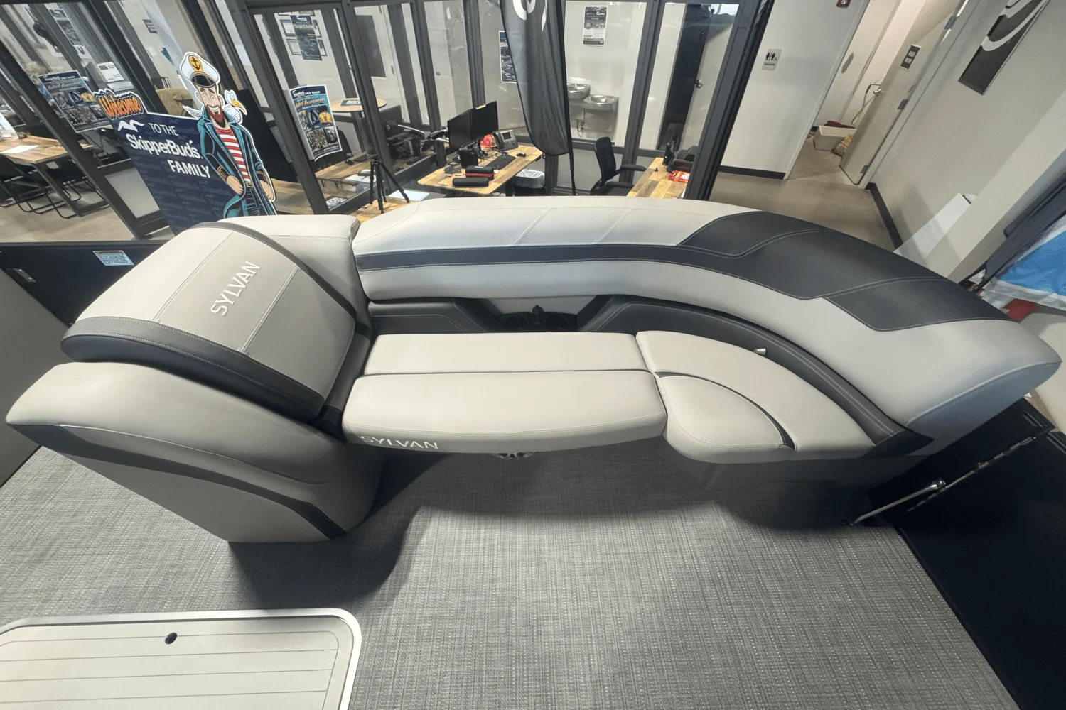 2025 Sylvan L5 Image Thumbnail #7