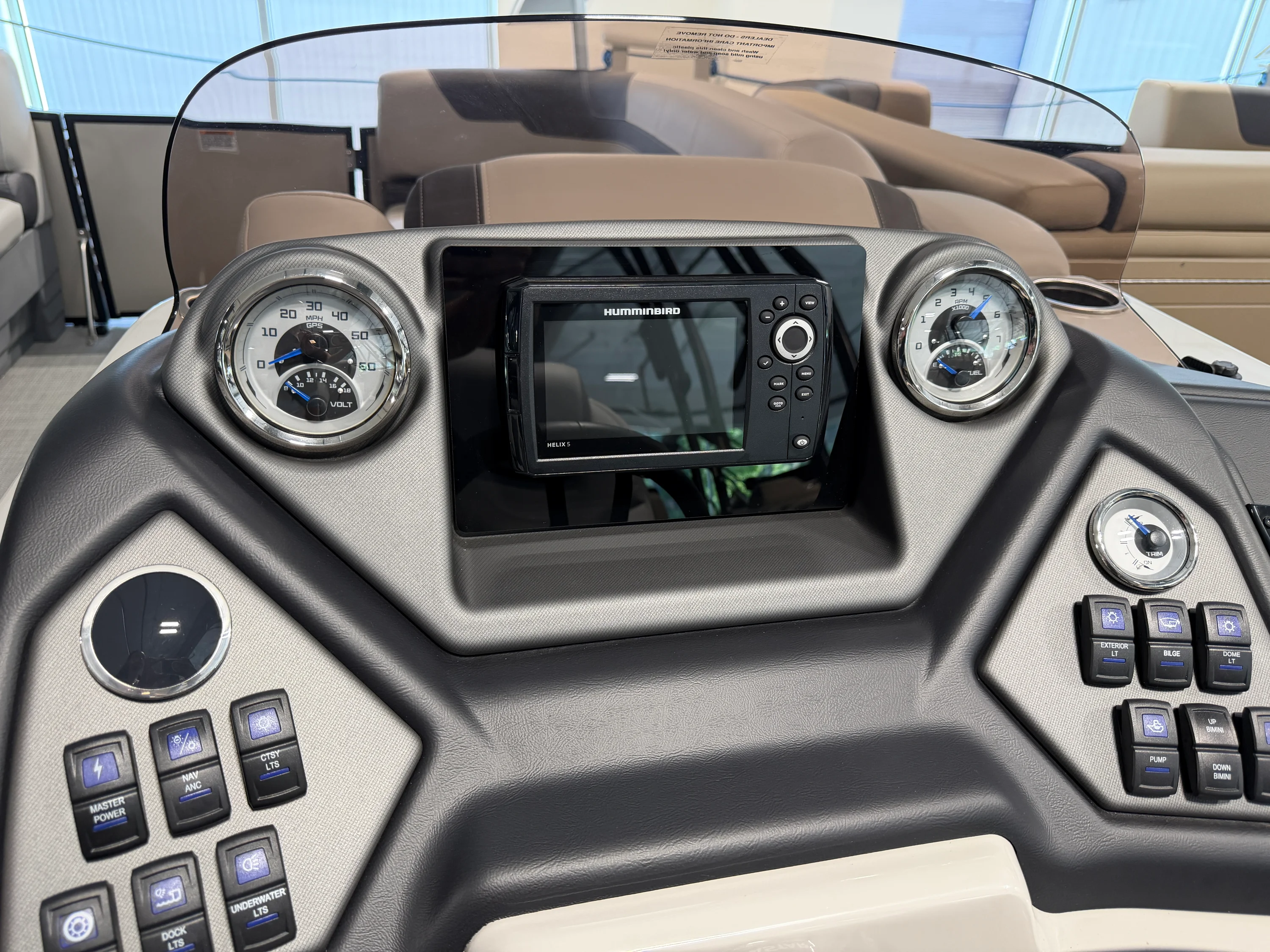 2025 Sylvan L5 Image Thumbnail #13