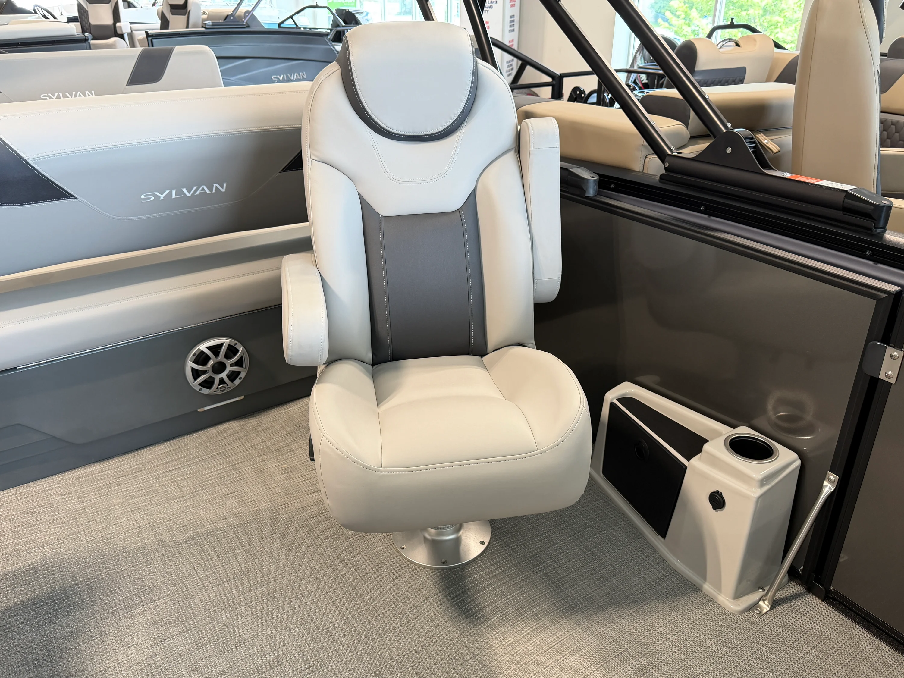 2025 Sylvan L5 Image Thumbnail #16