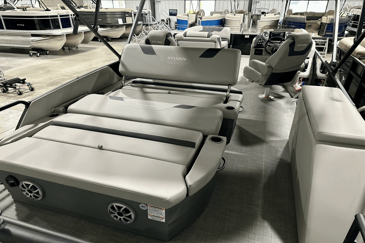 2025 Sylvan
                                                             L-5 Image Thumbnail #31