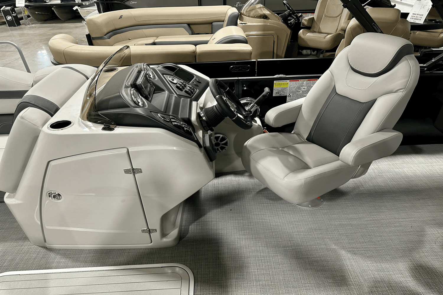 2025 Sylvan
                                                             L-5 Image Thumbnail #15