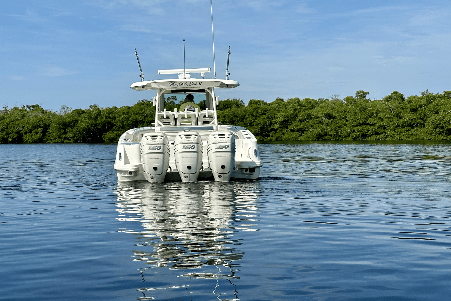 2018 Boston Whaler 350 OUTRAGE Image Thumbnail #8