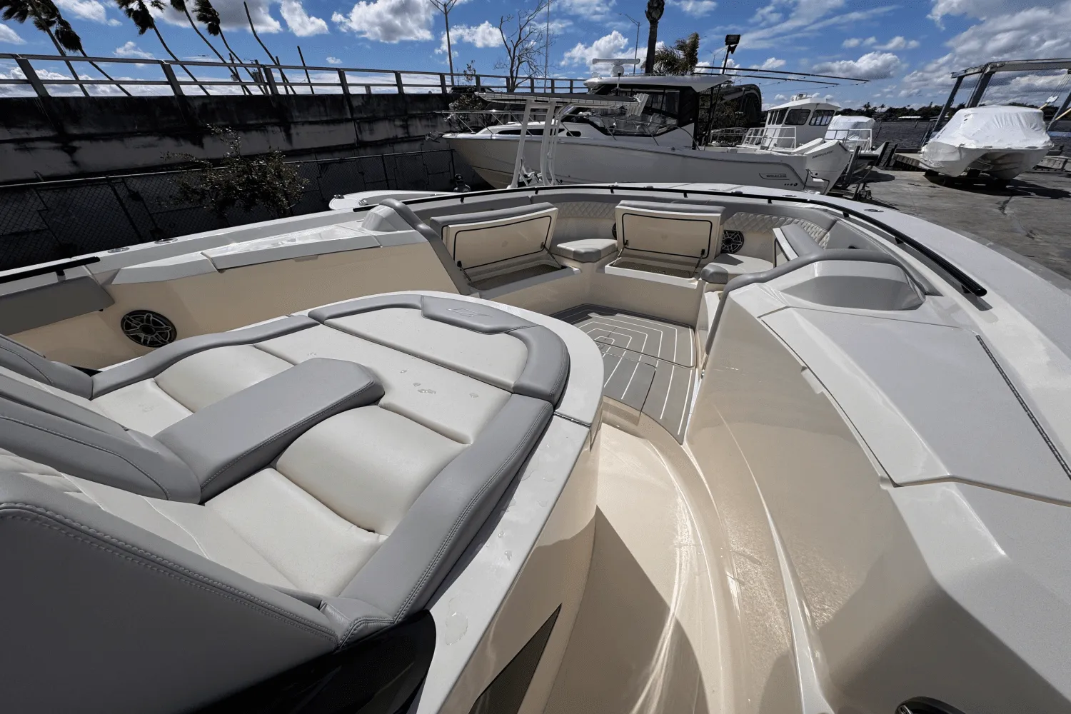 2025 Scout 377 LXF Image Thumbnail #14