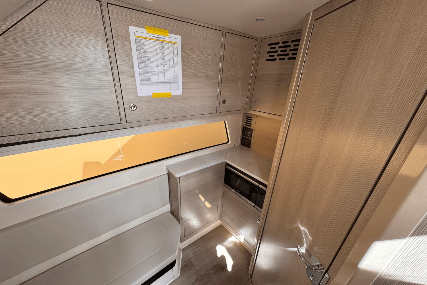 2025 Scout 377 LXF Image Thumbnail #30