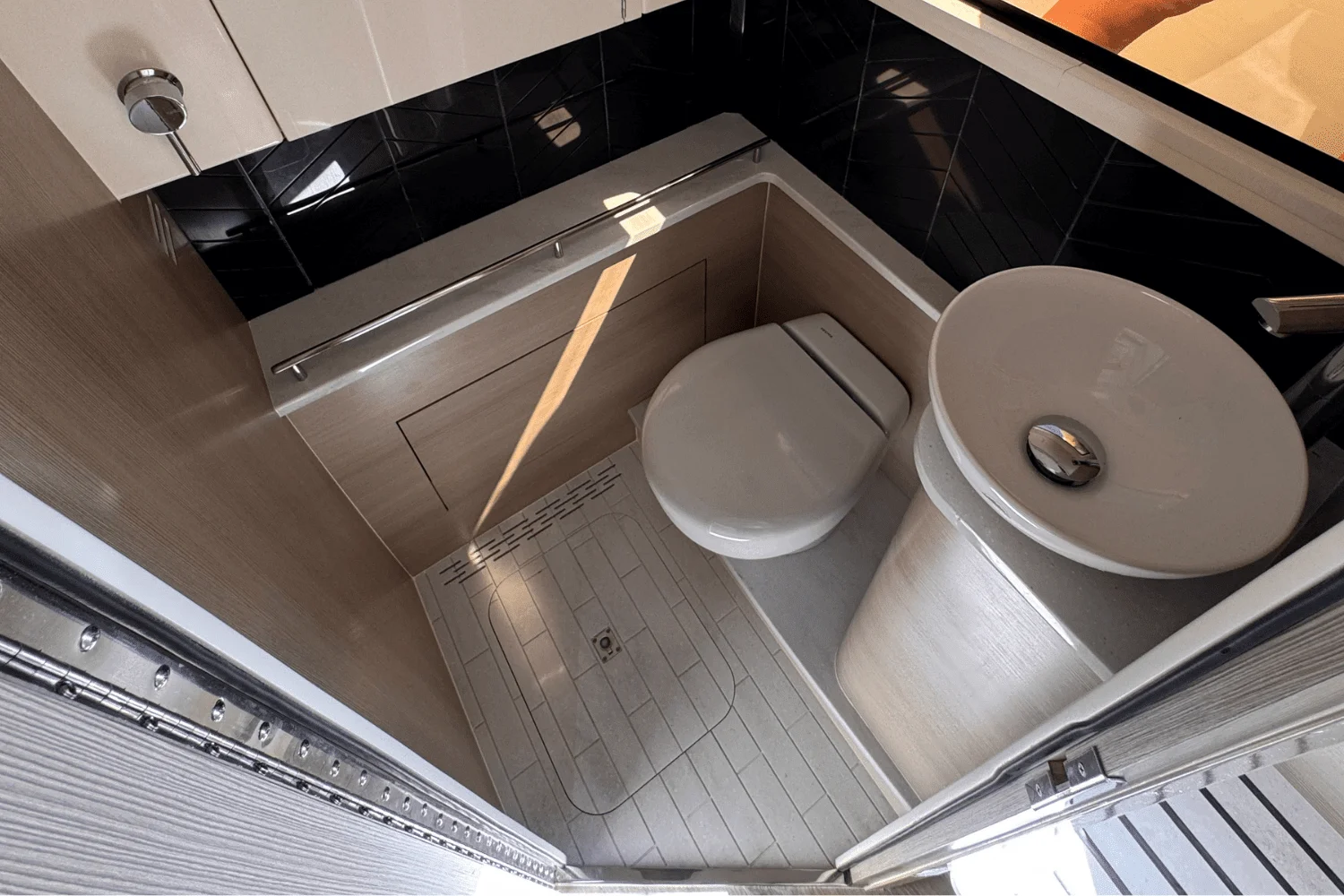 2025 Scout 377 LXF Image Thumbnail #32