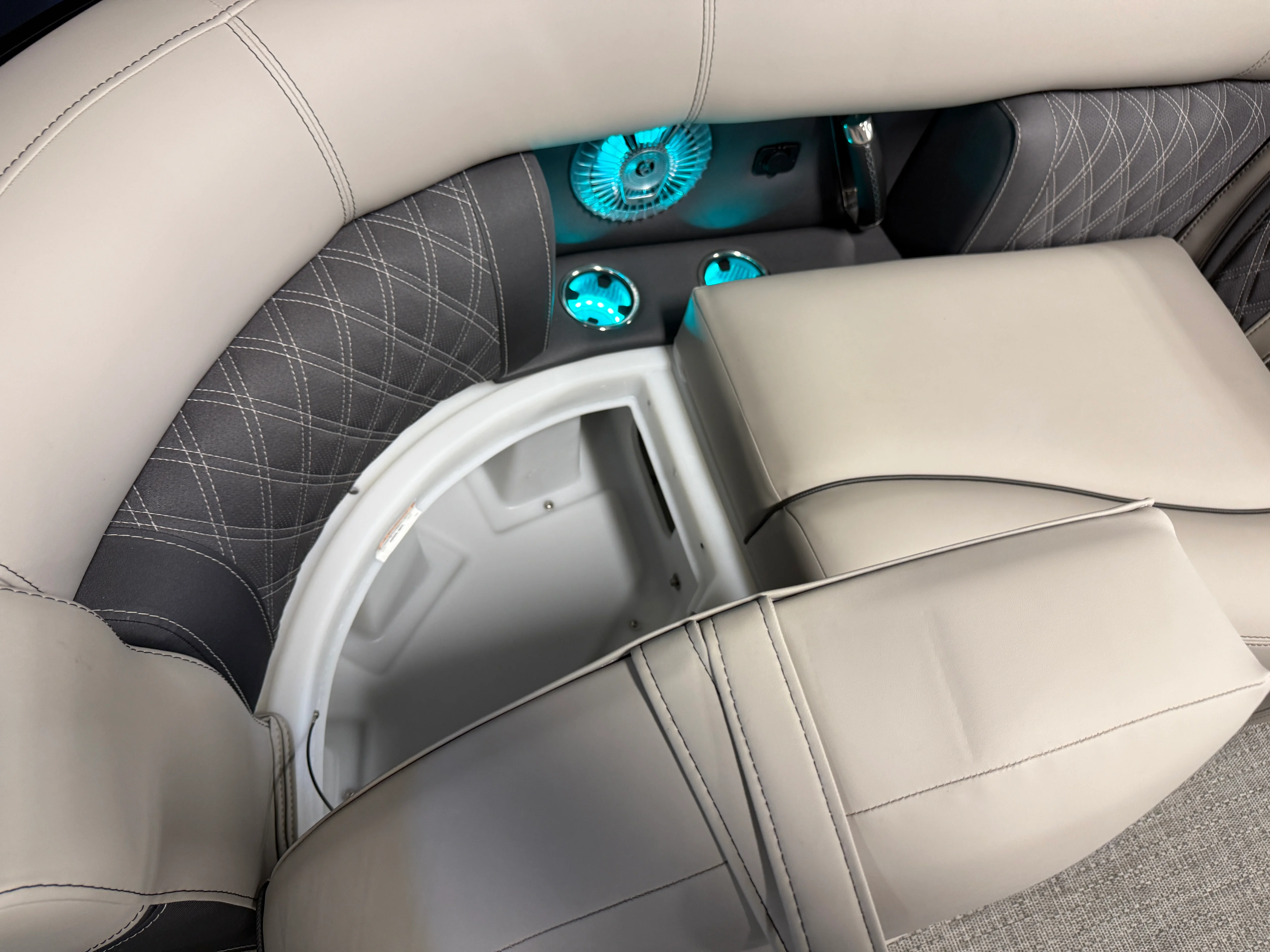 2025 Barletta Lusso Image Thumbnail #73