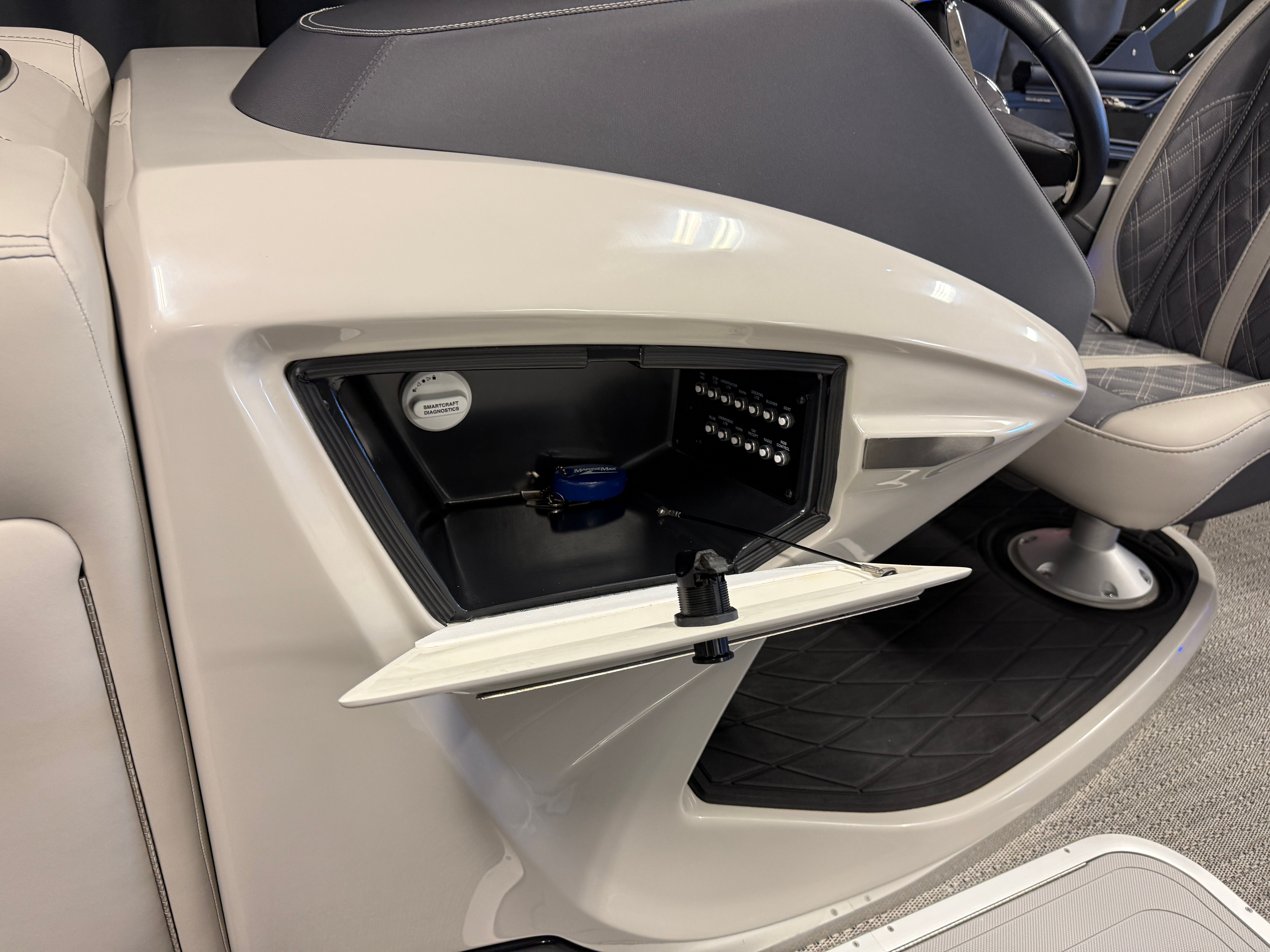 2025 Barletta Lusso Image Thumbnail #54