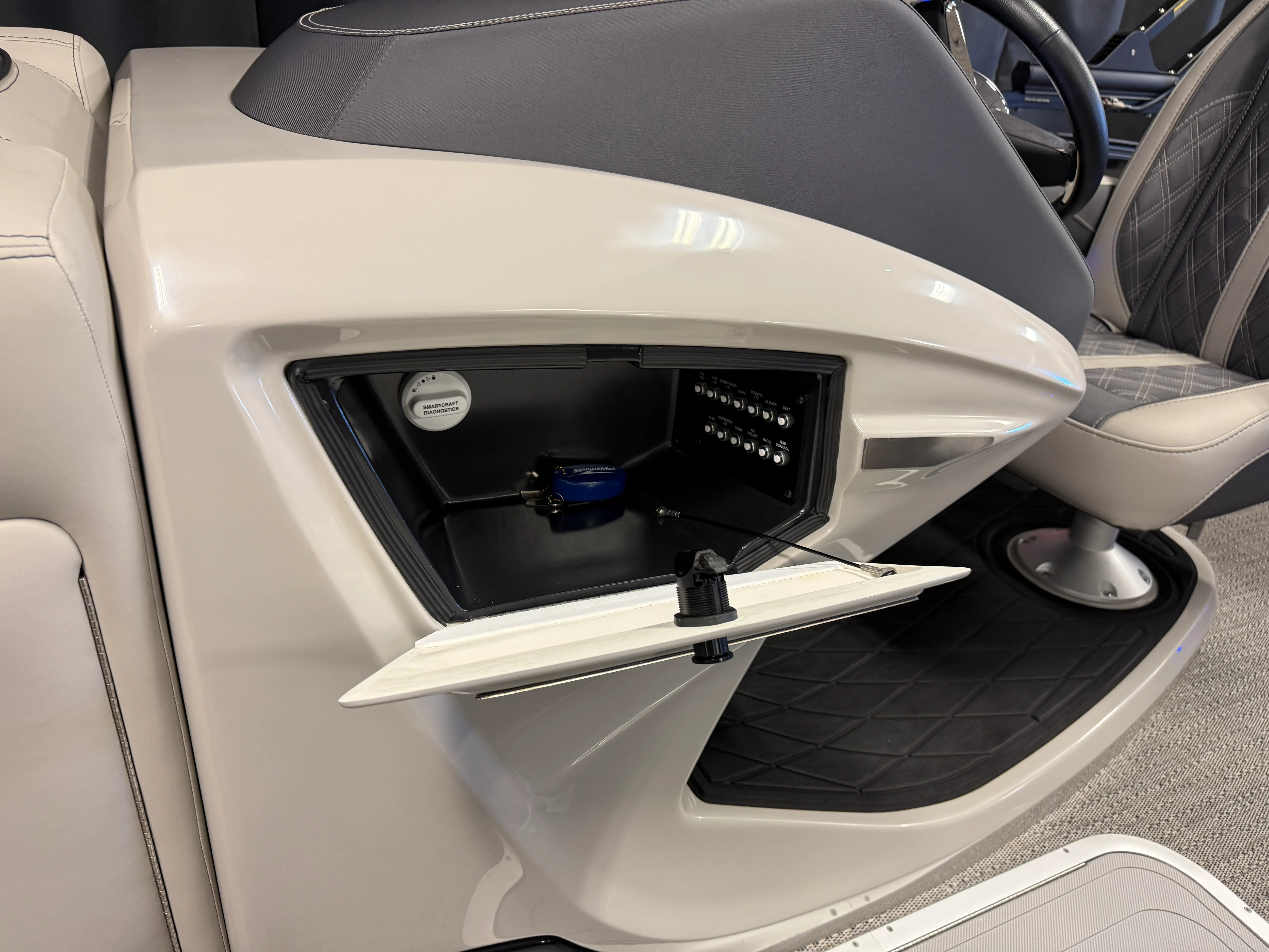 2025 Barletta Lusso Image Thumbnail #54