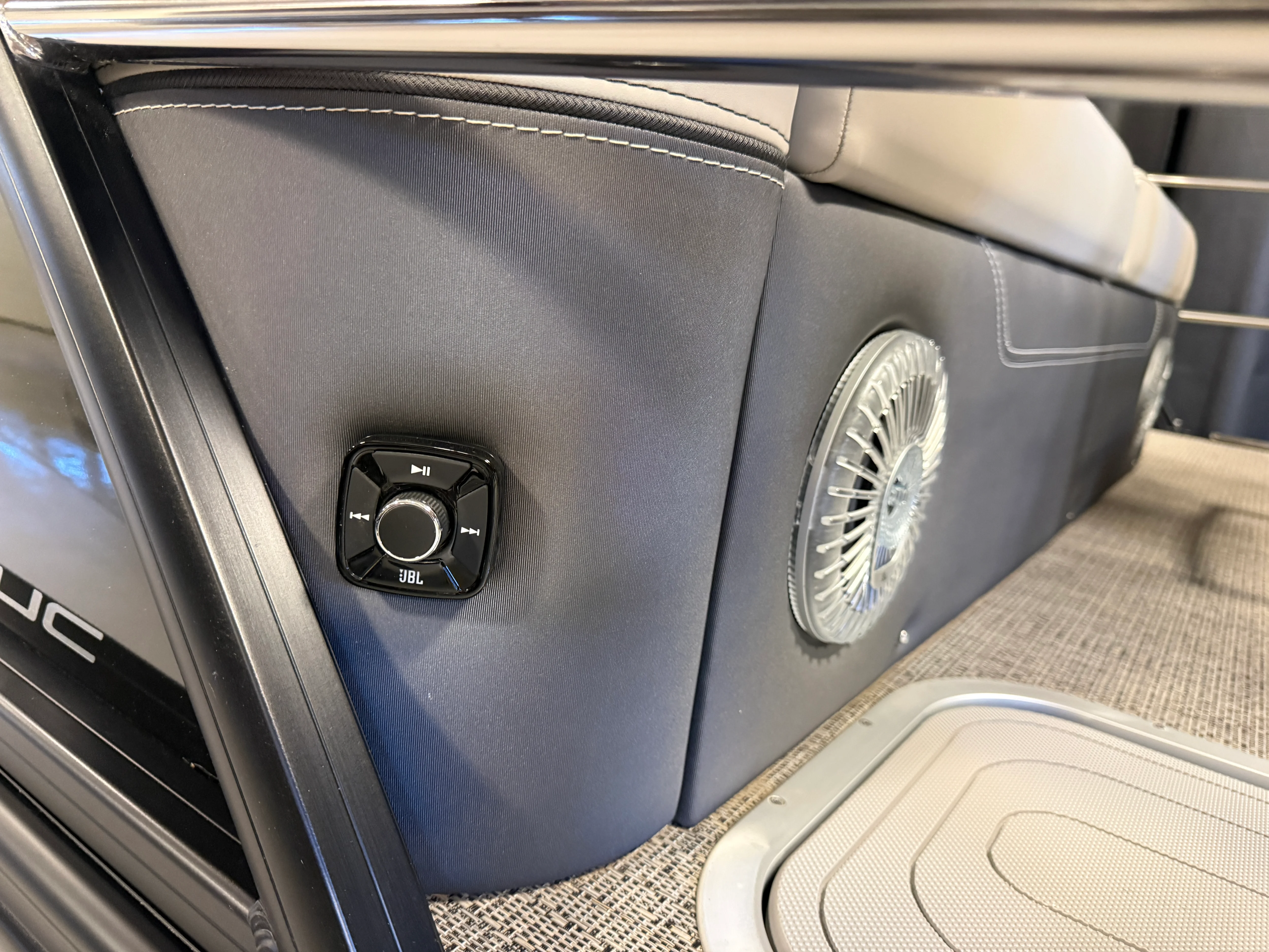 2025 Barletta Lusso Image Thumbnail #22