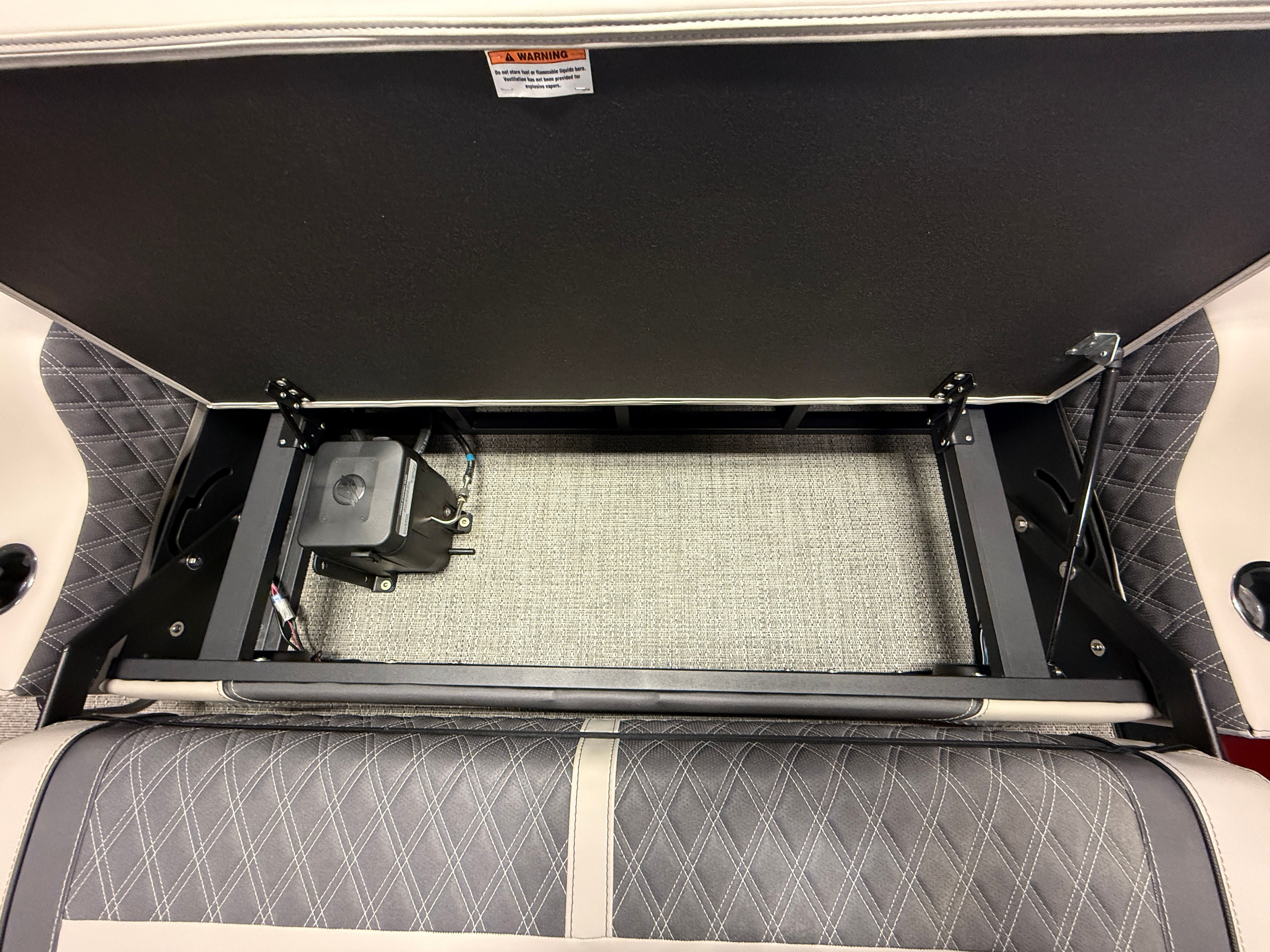 2025 Barletta Lusso Image Thumbnail #32