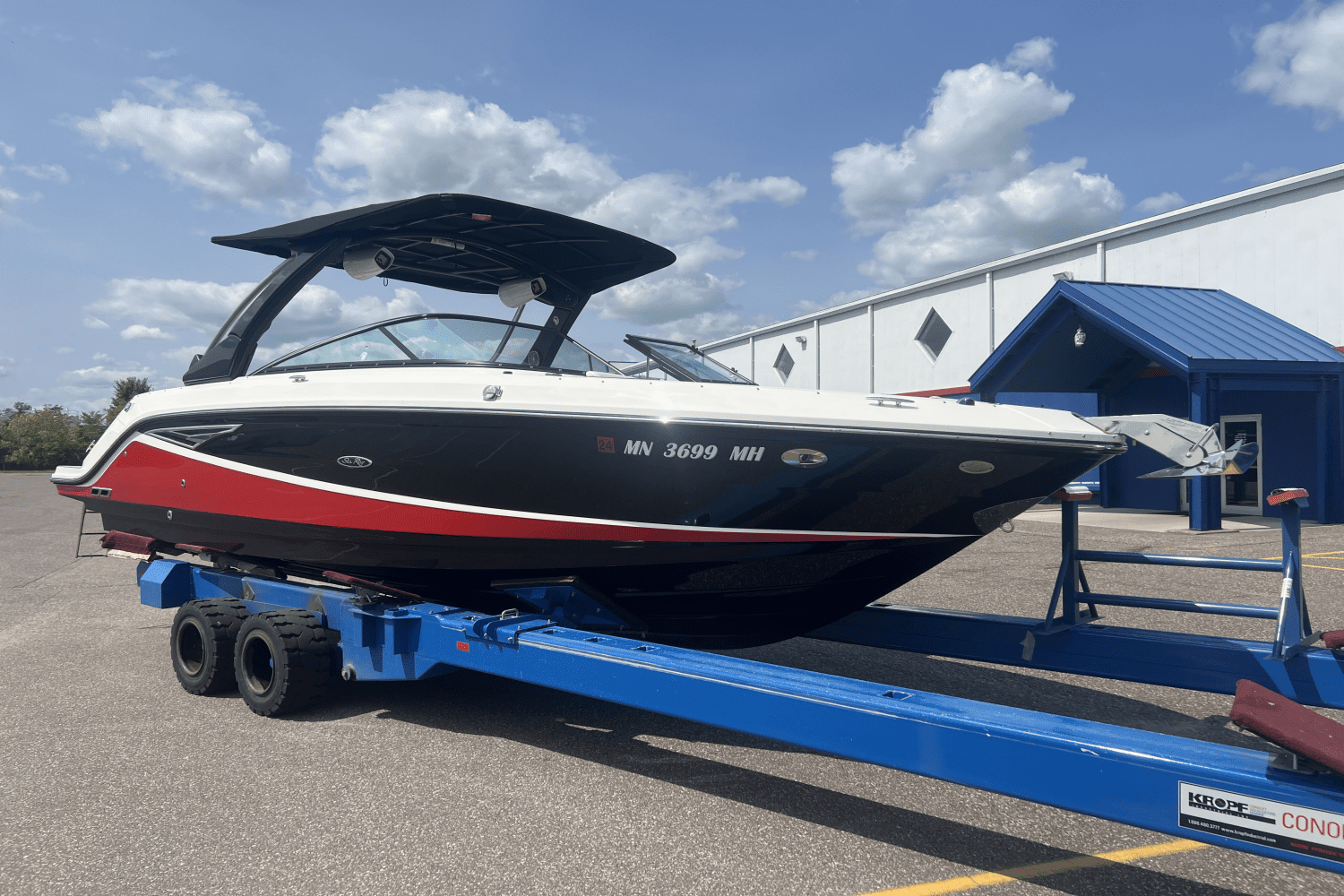 2018 Sea Ray SLX 280 Image Thumbnail #1