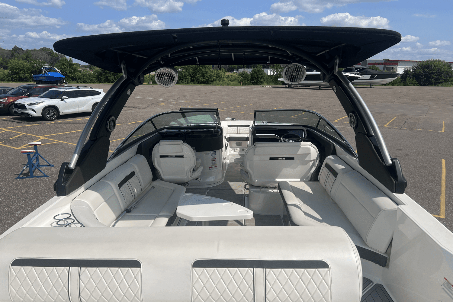 2018 Sea Ray SLX 280 Image Thumbnail #20