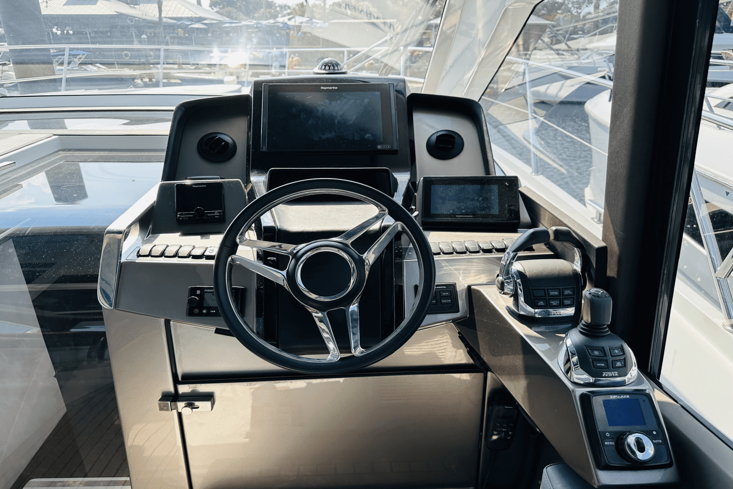 2018 Galeon 485 HTS Image Thumbnail #18