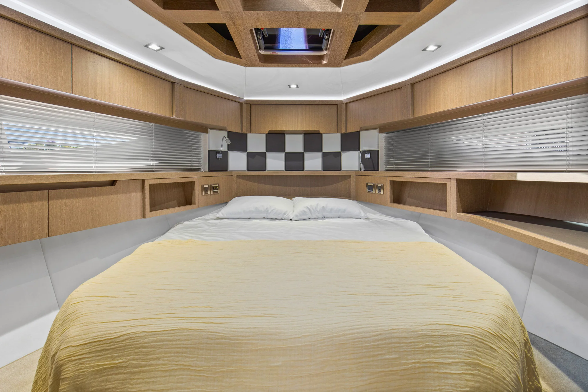 2018 Galeon 485 HTS Image Thumbnail #30