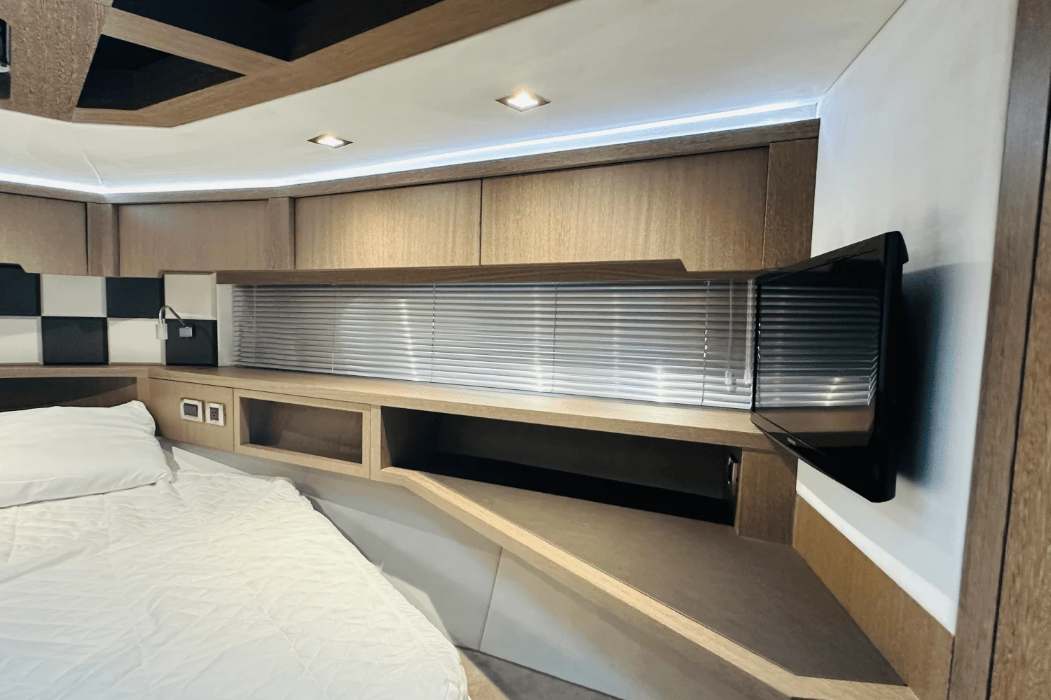 2018 Galeon 485 HTS Image Thumbnail #48