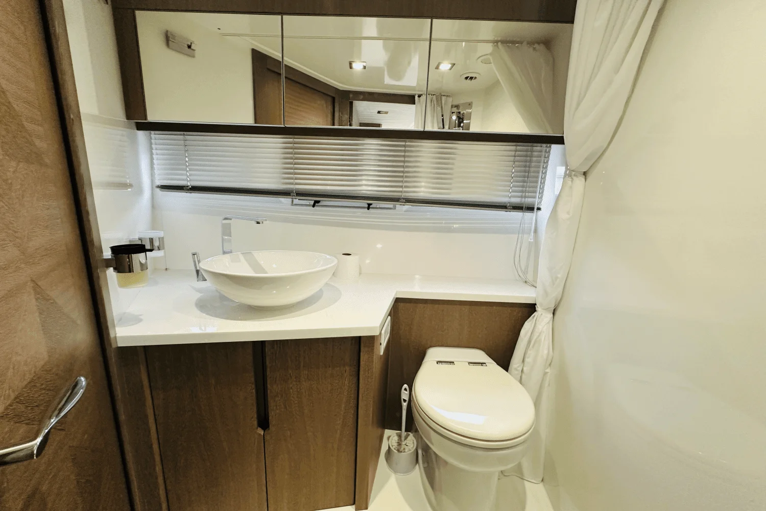 2018 Galeon 485 HTS Image Thumbnail #73