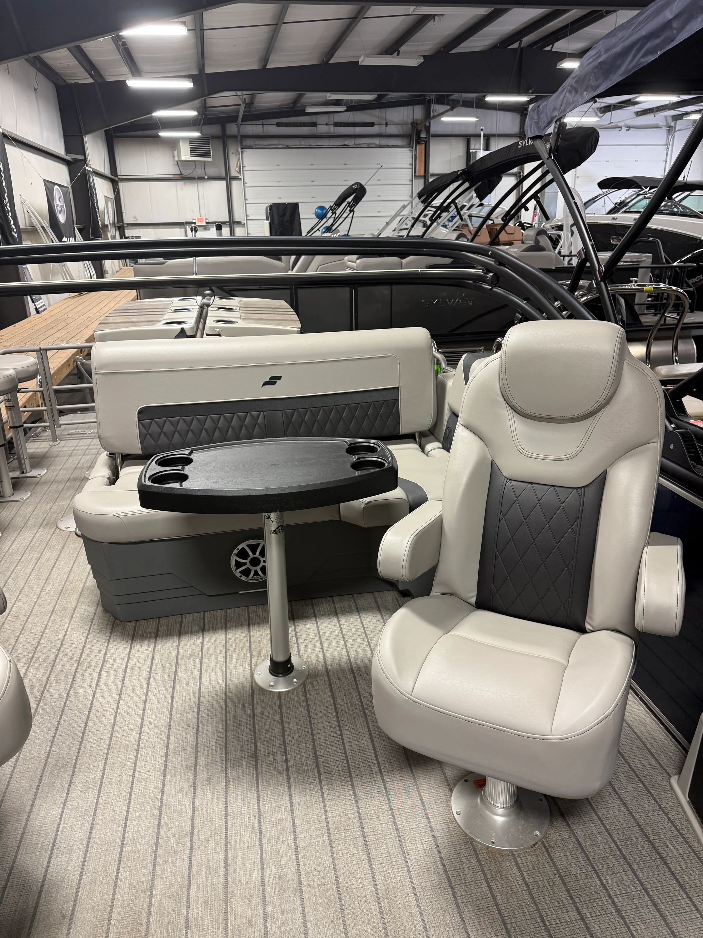 2025 Starcraft CX 23 DL DH BAR TT Image Thumbnail #5