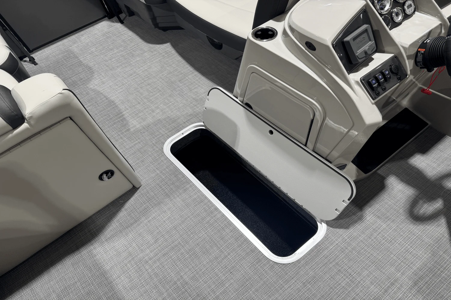 2025 Starcraft EXS 3 TT Image Thumbnail #5