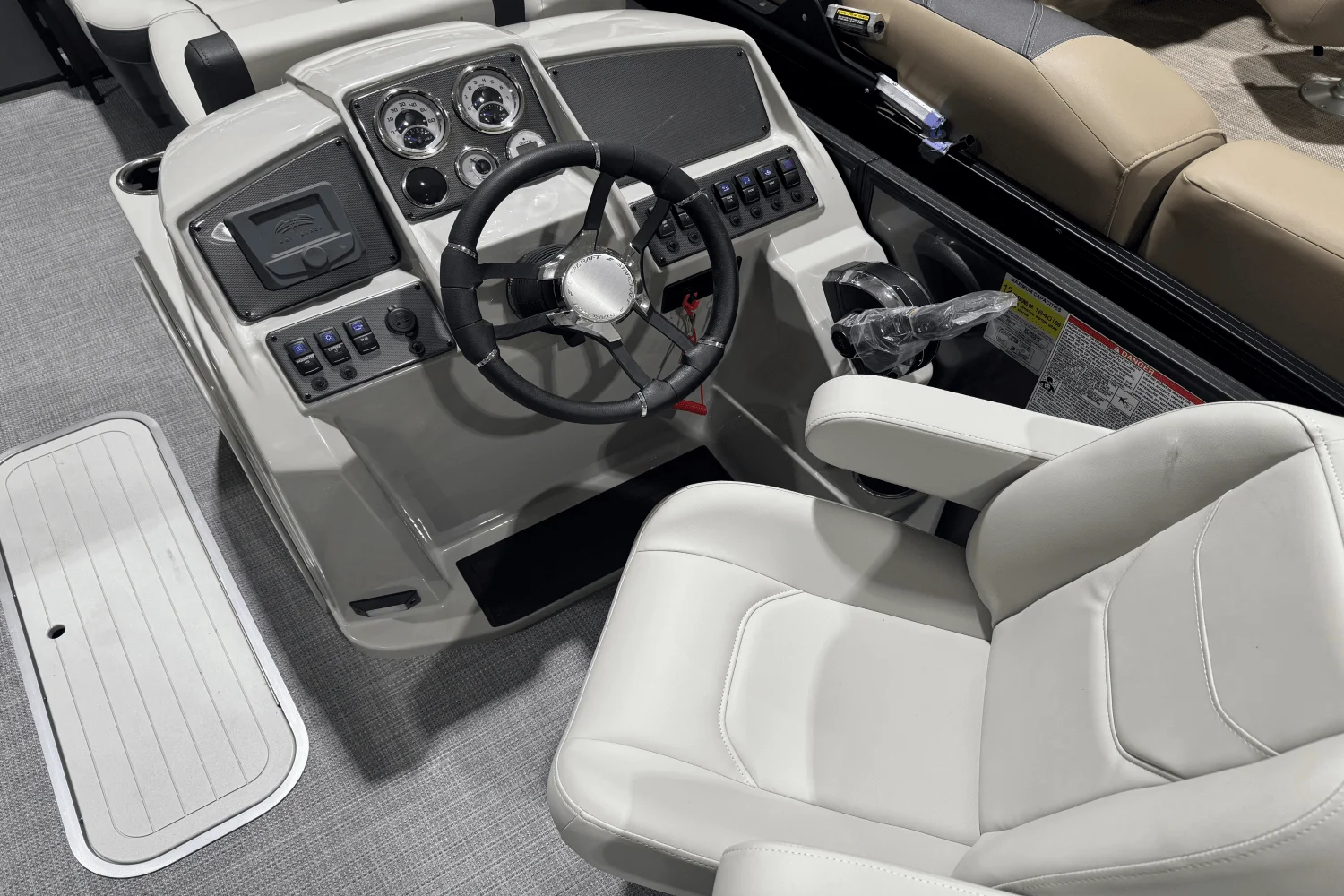 2025 Starcraft EXS 3 TT Image Thumbnail #3