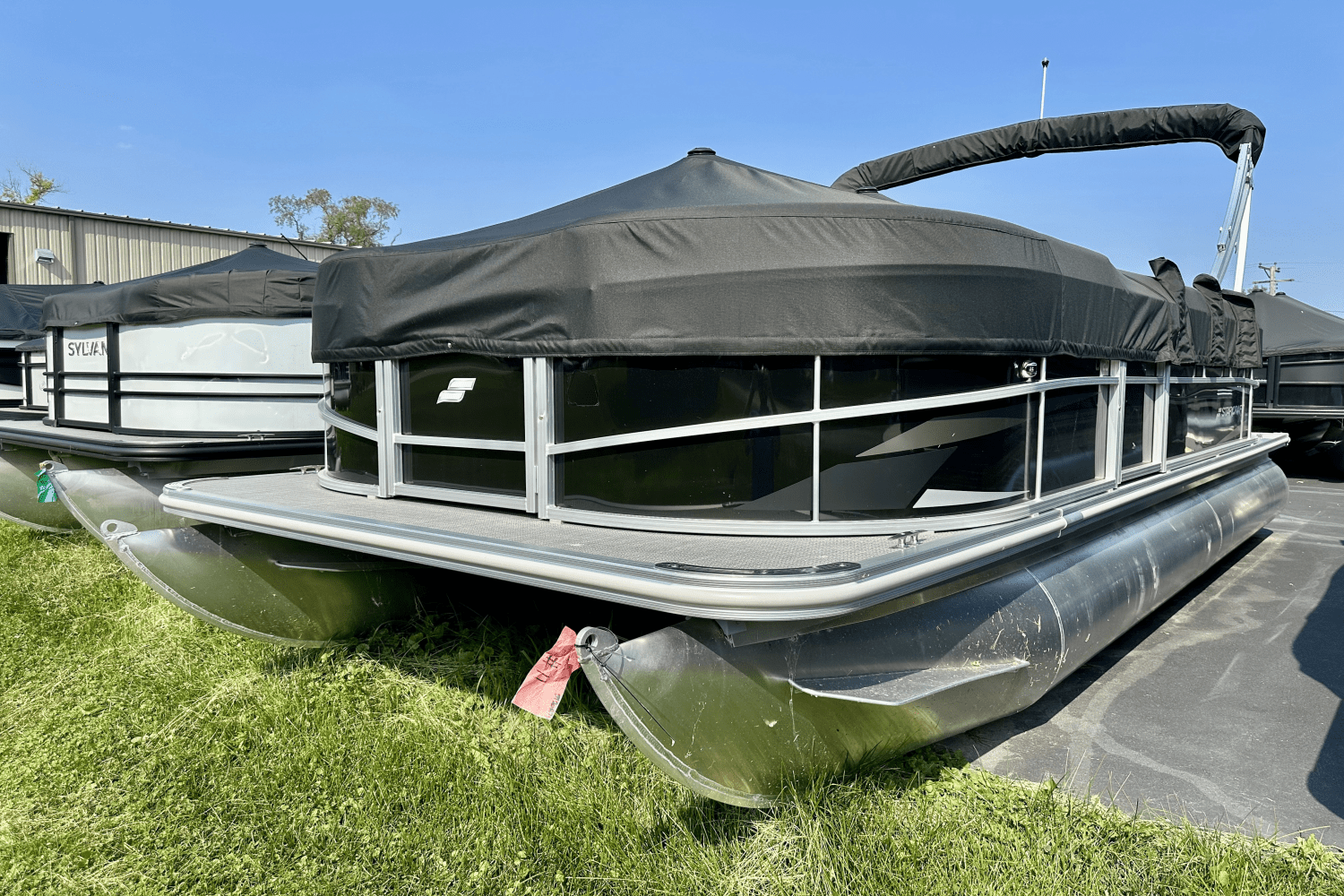 2018 Skeeter Products ZX Series ZX 225(*) Standard Equipment, Boat