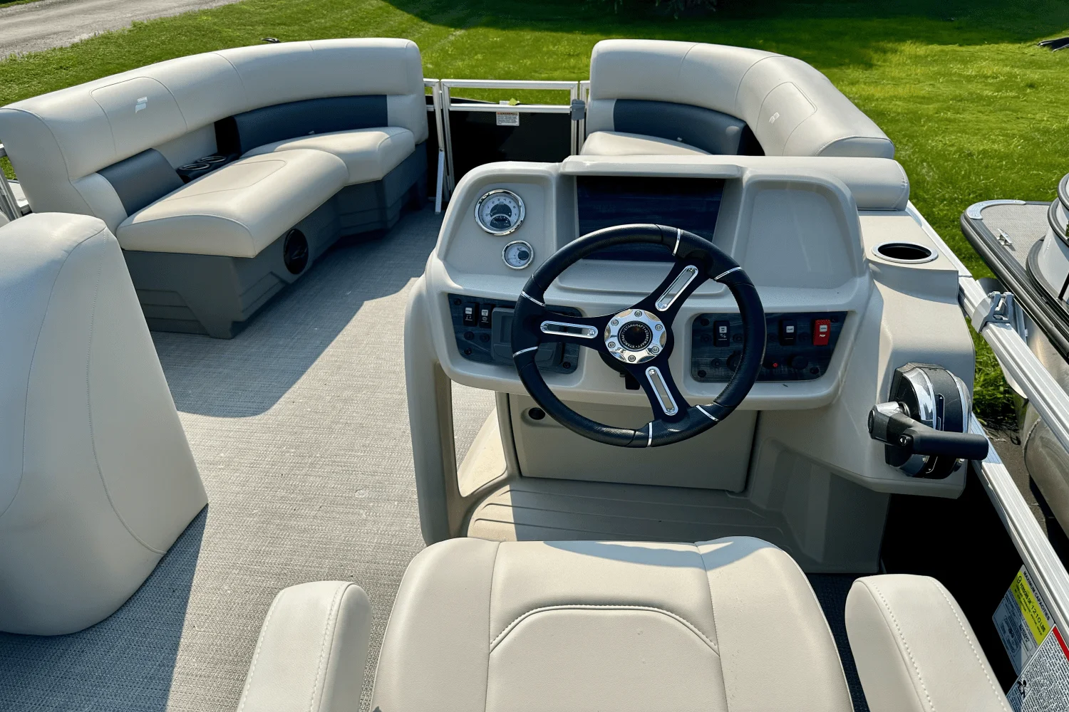 2025 Starcraft LX 20 R Image Thumbnail #5