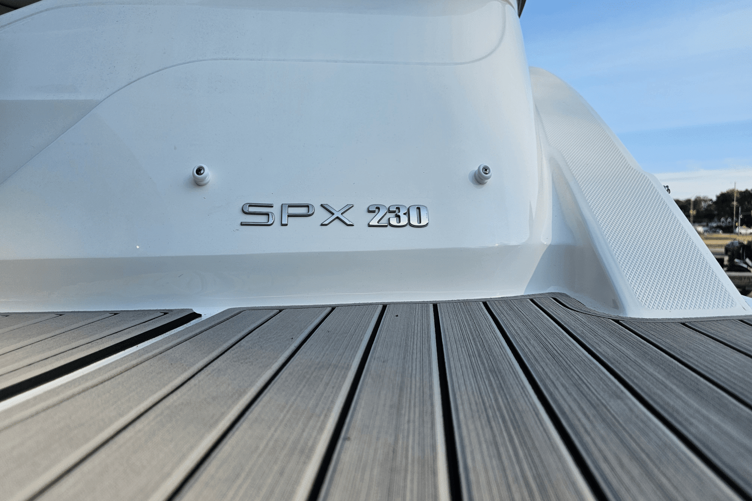 2024 Sea Ray SPX 230 Outboard Image Thumbnail #8