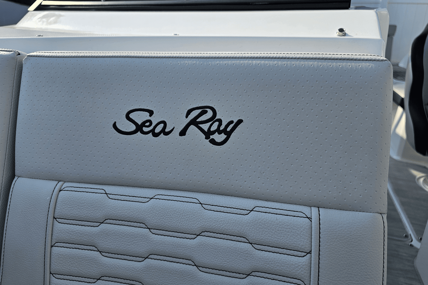 2024 Sea Ray SPX 230 Outboard Image Thumbnail #25