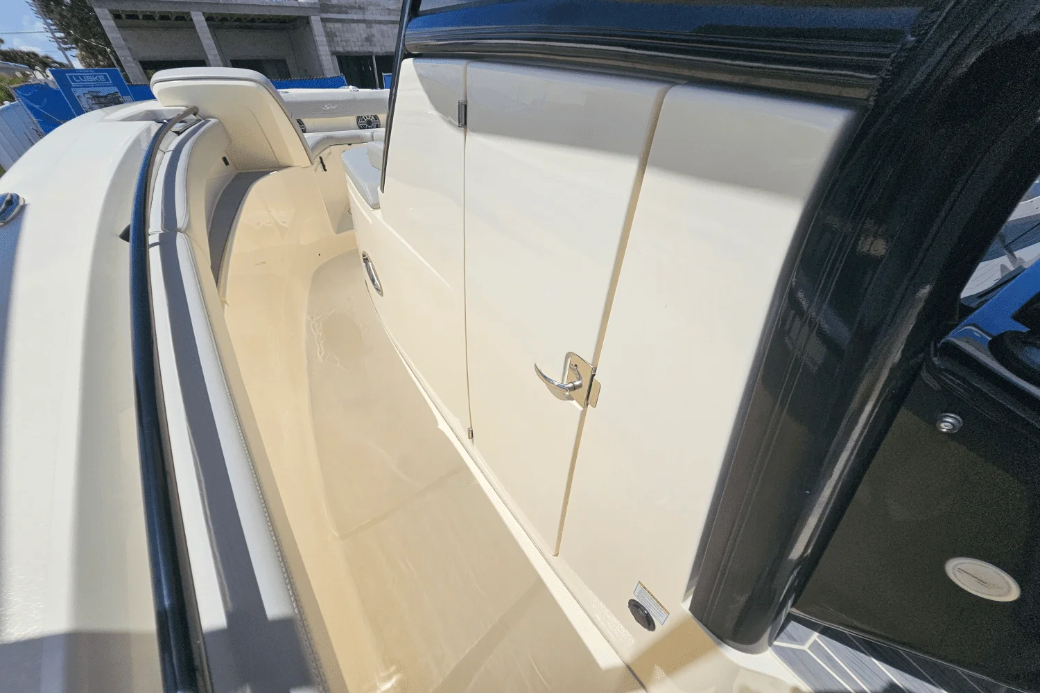 2024 Scout 305LXF Image Thumbnail #26