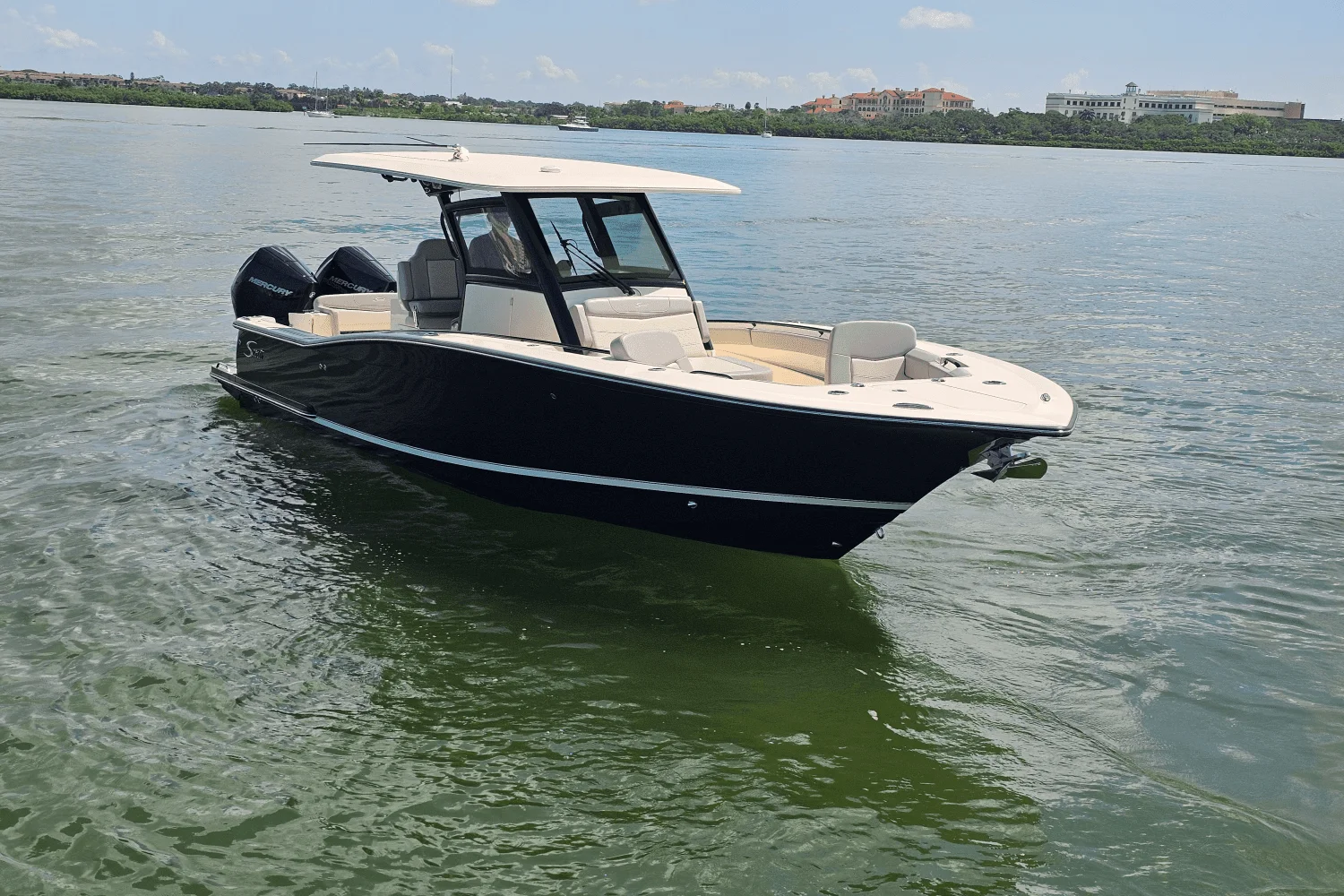 2024 Scout 305LXF Image Thumbnail #2