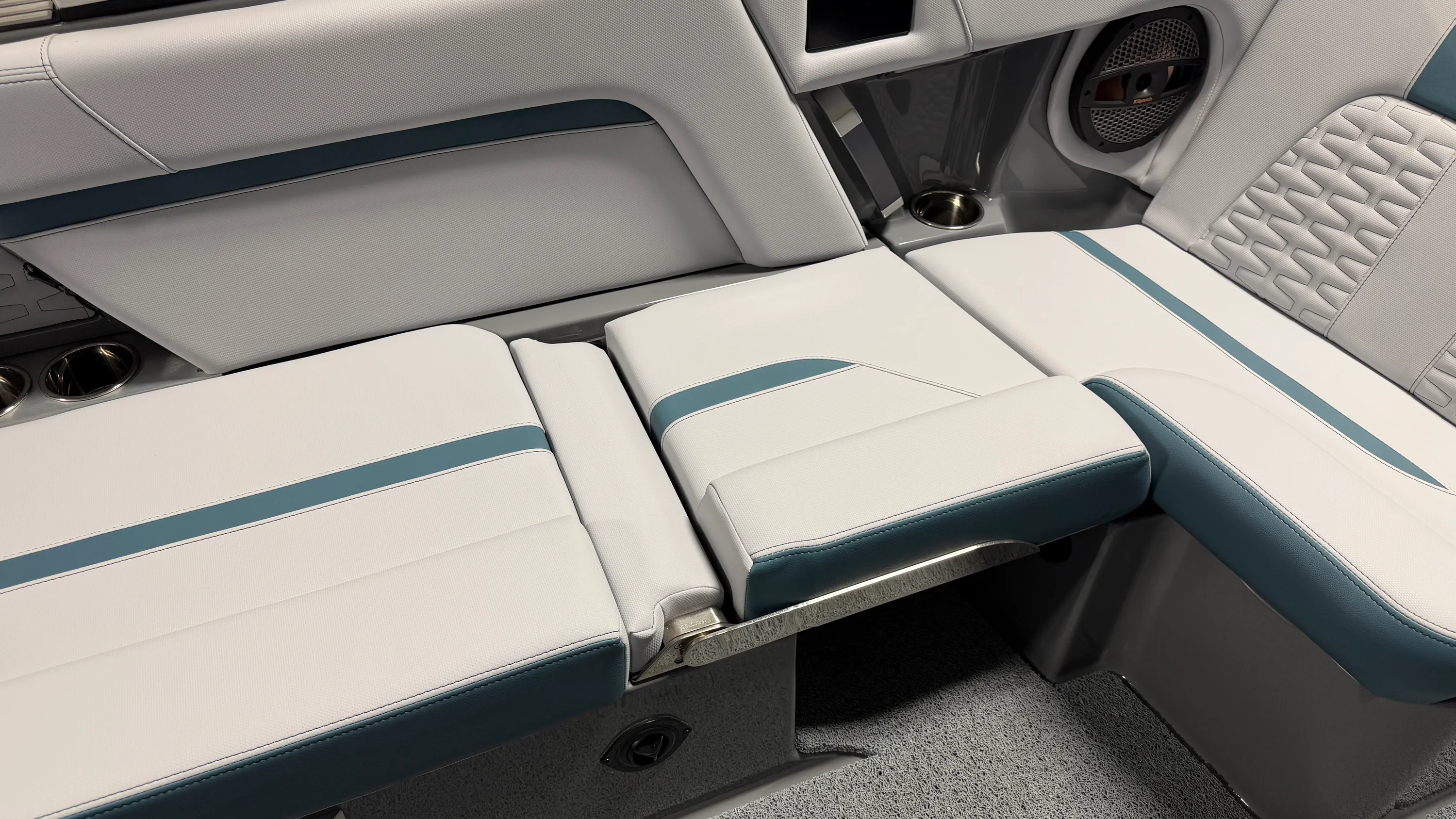 2025 Mastercraft X24 Image Thumbnail #48