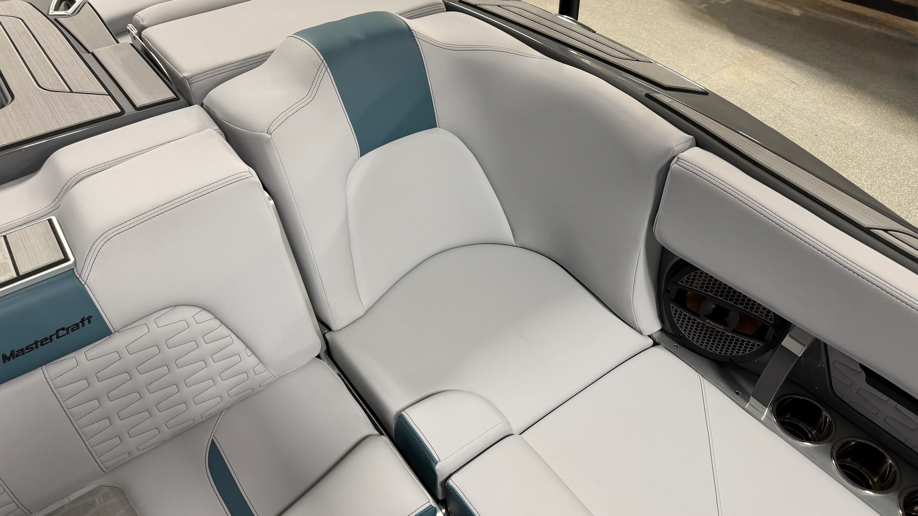 2025 Mastercraft X24 Image Thumbnail #40