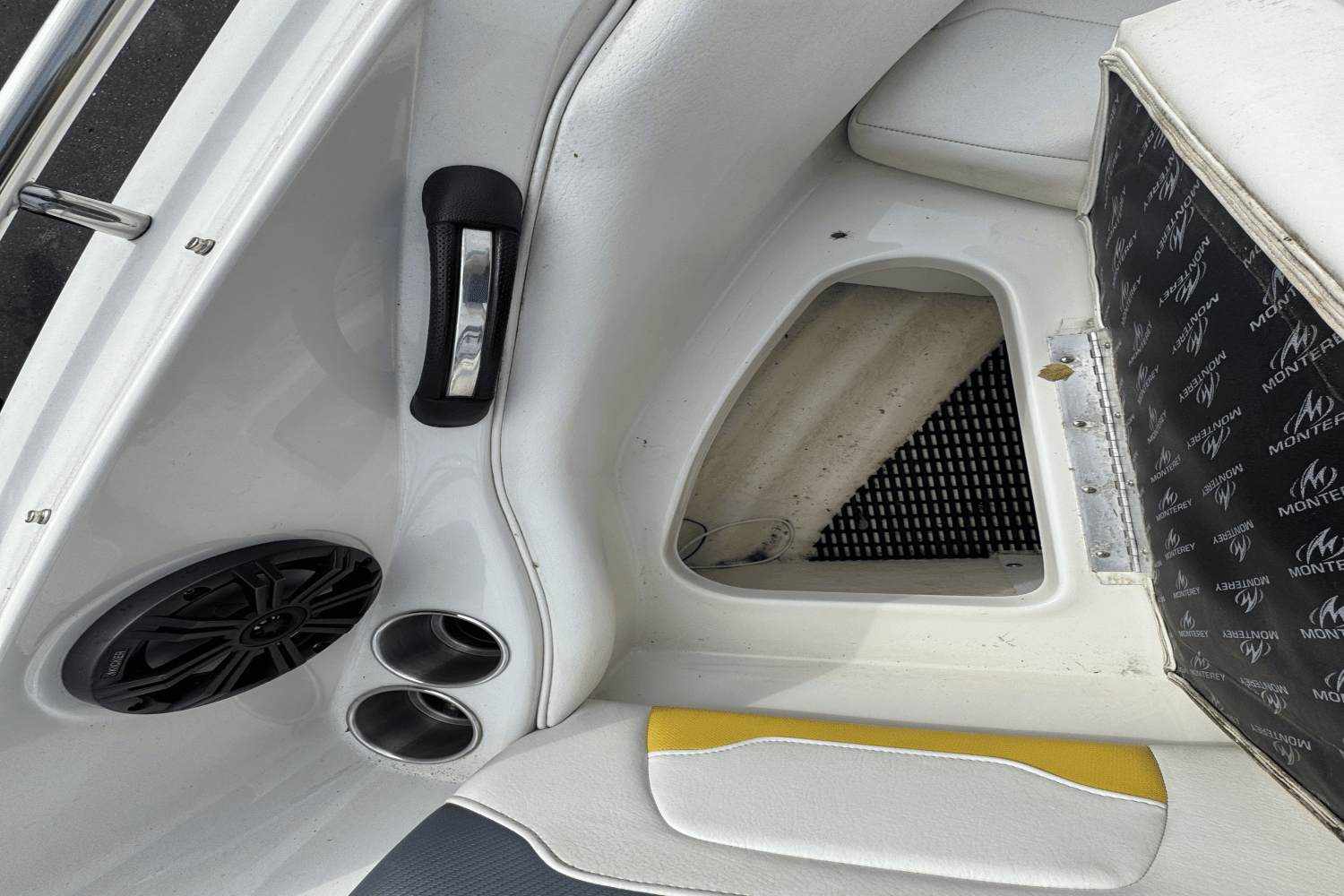 2014 Monterey 204FS Image Thumbnail #21