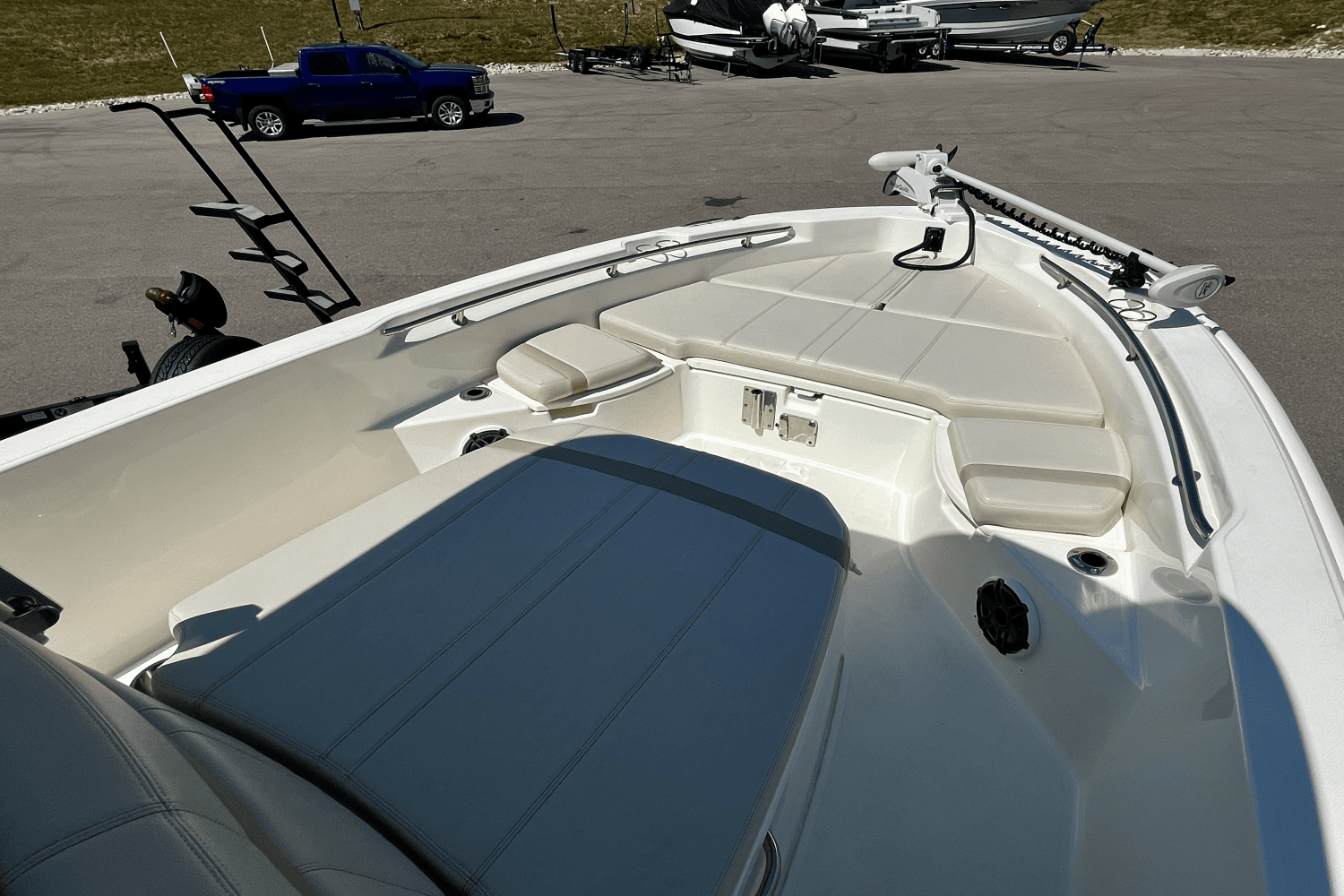 2023 Boston Whaler 250 DAUNTLESS Image Thumbnail #22