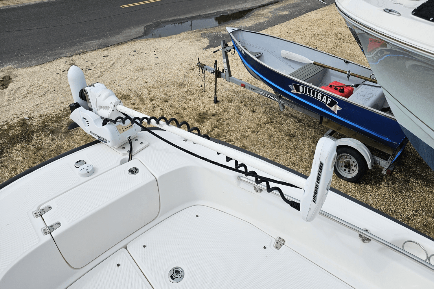 2016 Boston Whaler 240 DAUNTLESS Image Thumbnail #25