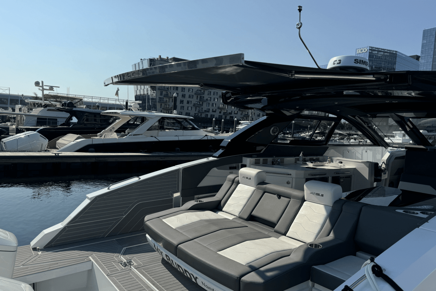 2023 Cruisers Yachts 42 GLS-OB Image Thumbnail #4