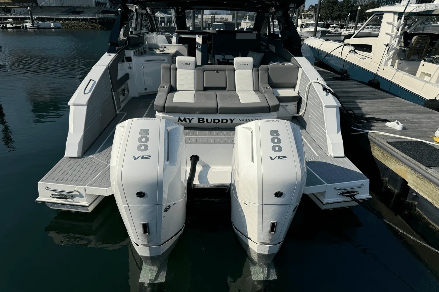 2023 Cruisers Yachts 42 GLS-OB Image Thumbnail #4