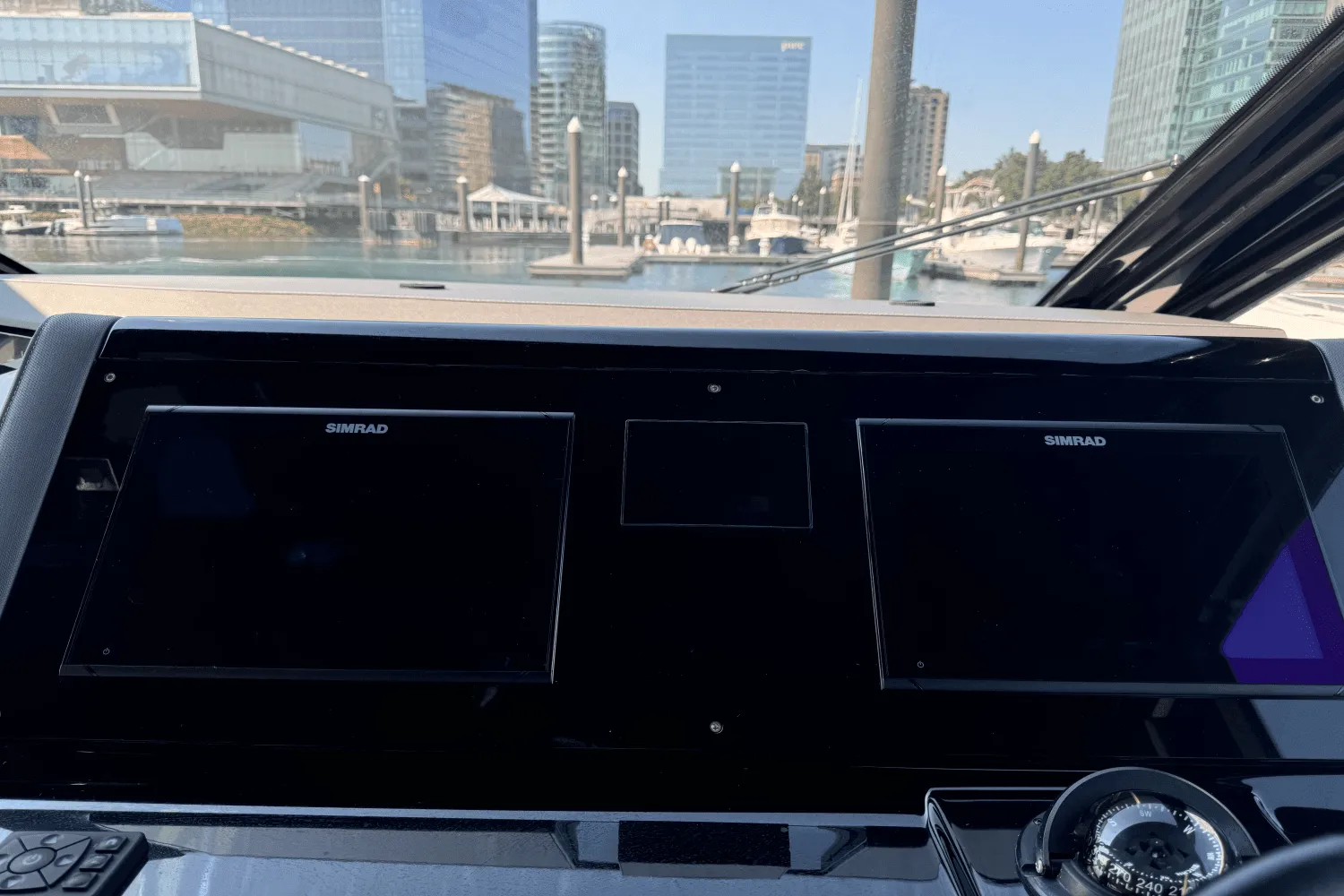 2023 Cruisers Yachts 42 GLS-OB Image Thumbnail #31