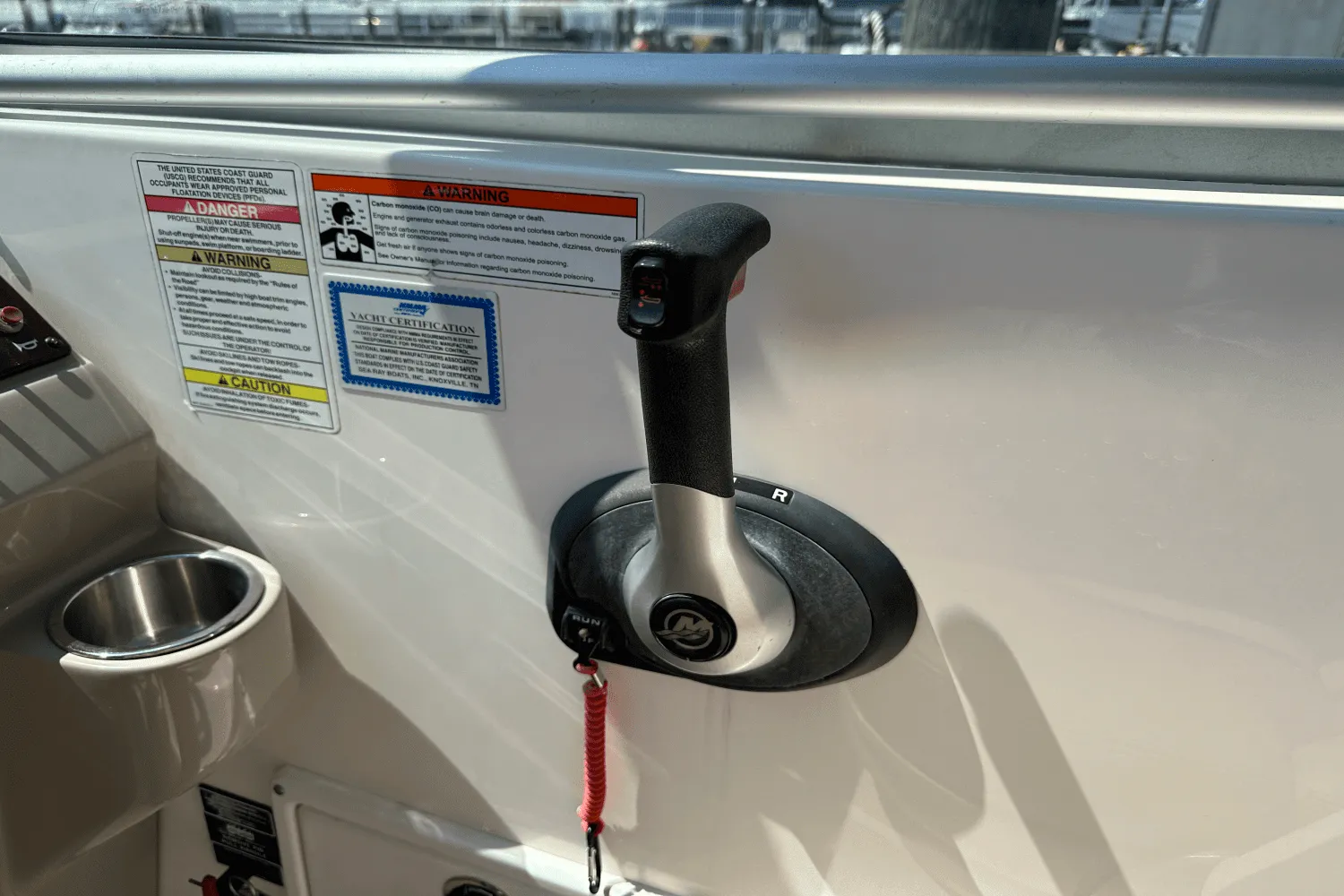 2012 Sea Ray 280 SUNDANCER Image Thumbnail #9