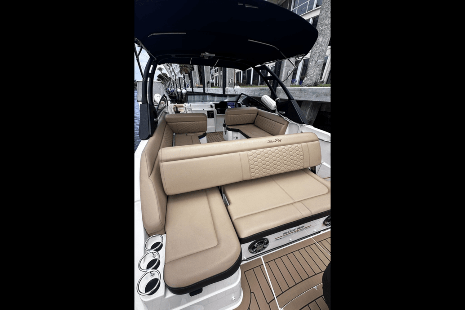 2022 Sea Ray 250SDX-OB Image Thumbnail #59