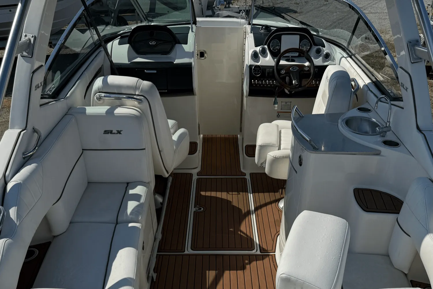 2008 Sea Ray 270 SELECT Image Thumbnail #2