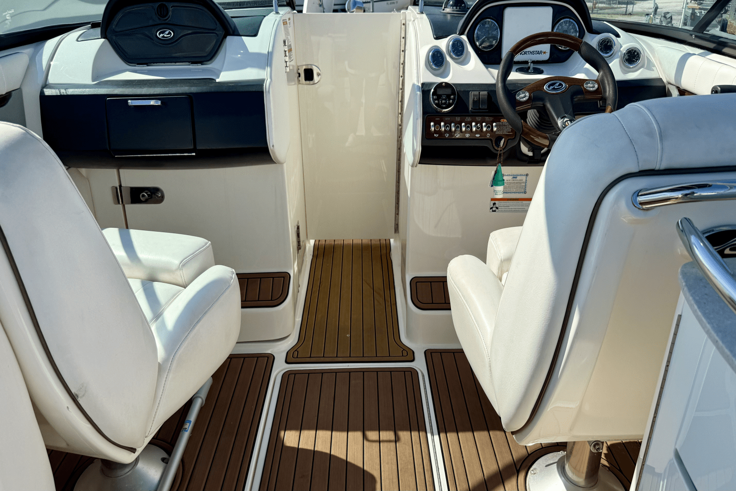 2008 Sea Ray 270 SELECT Image Thumbnail #7