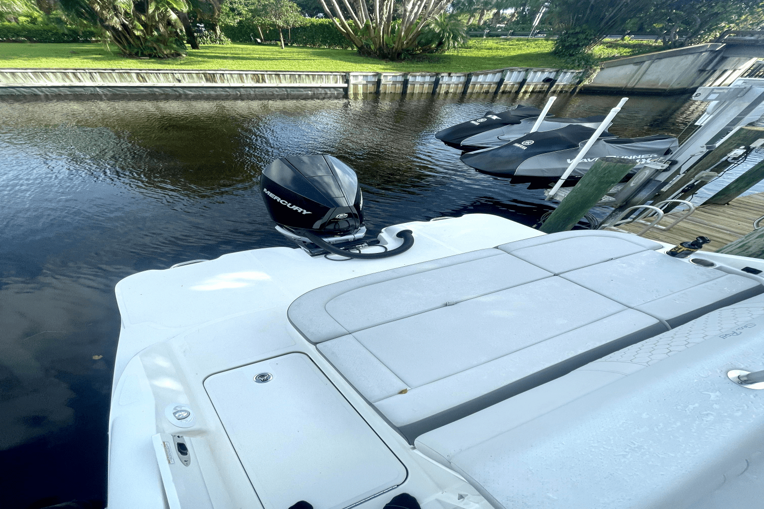 2021 Sea Ray 270 SDX OB OUTBOARD Image Thumbnail #16