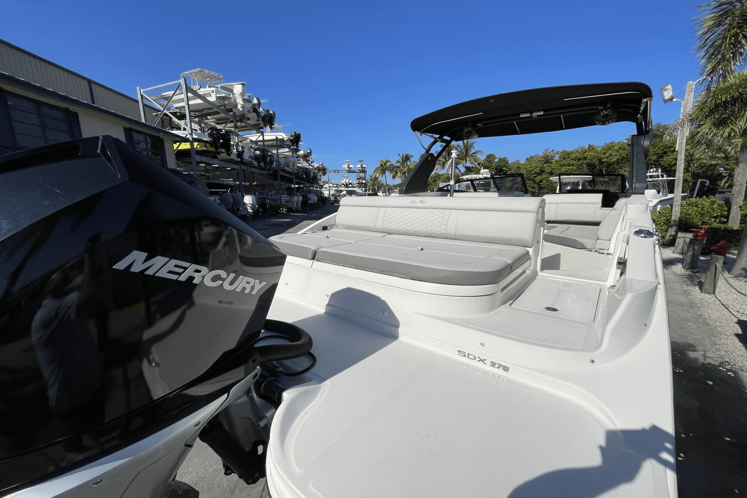 2021 Sea Ray 270 SDX OB OUTBOARD Image Thumbnail #30