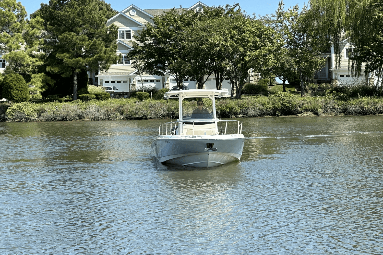 2017 Boston Whaler 27 DAUNTLESS Image Thumbnail #7