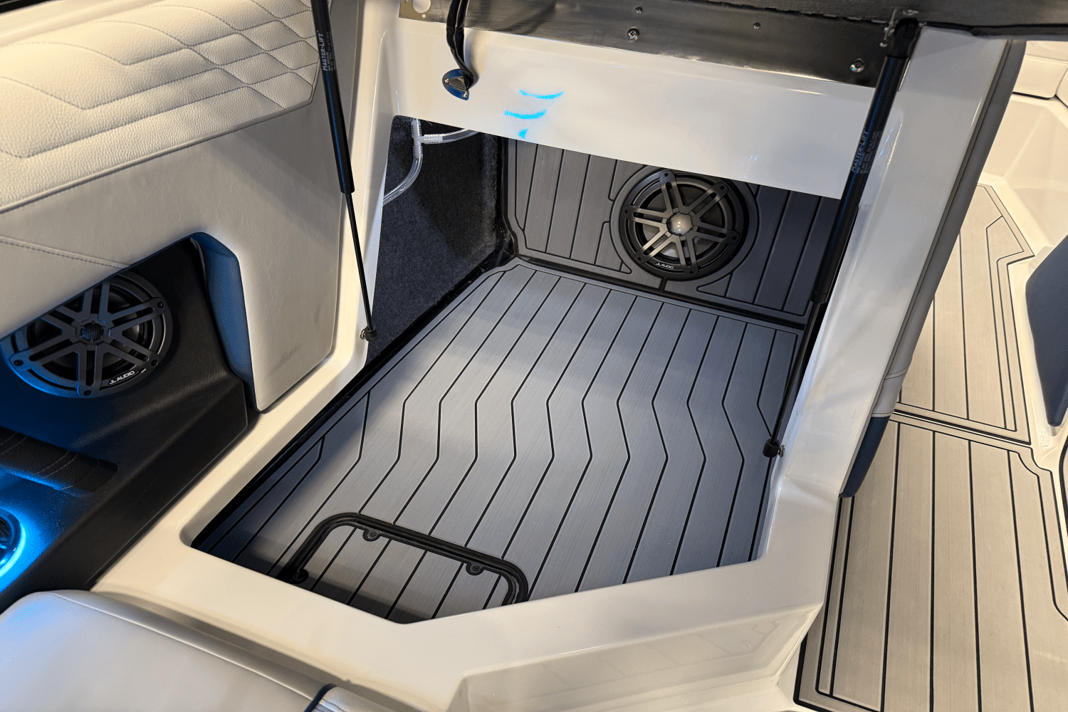 2025 Nautique Super Air Nautique S21 Image Thumbnail #40