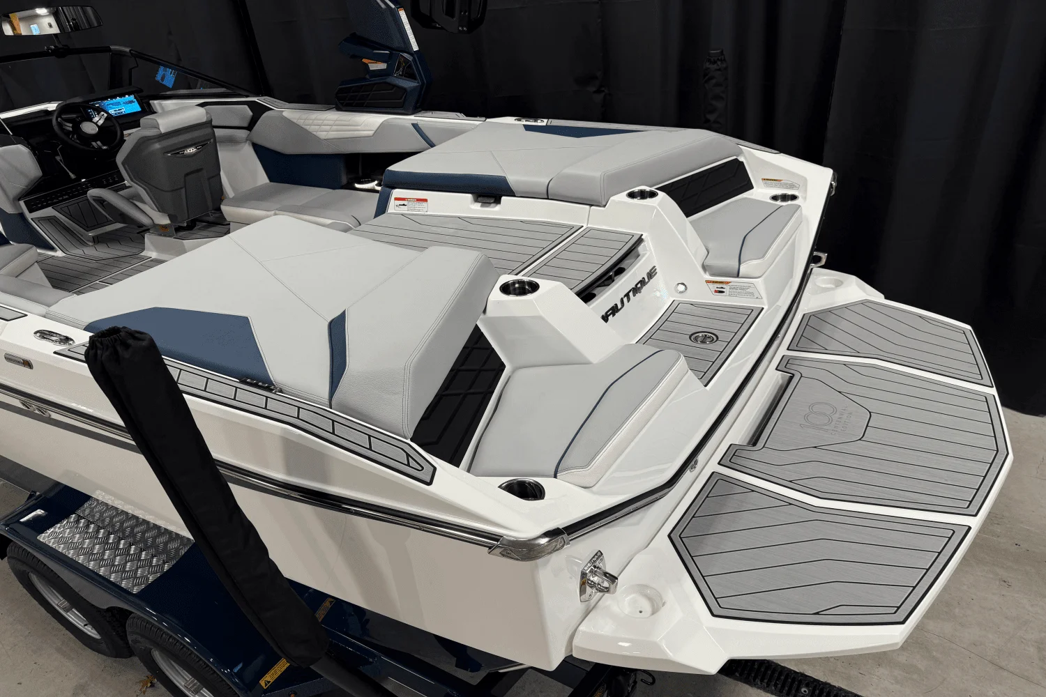 2025 Nautique Super Air Nautique S21 Image Thumbnail #9