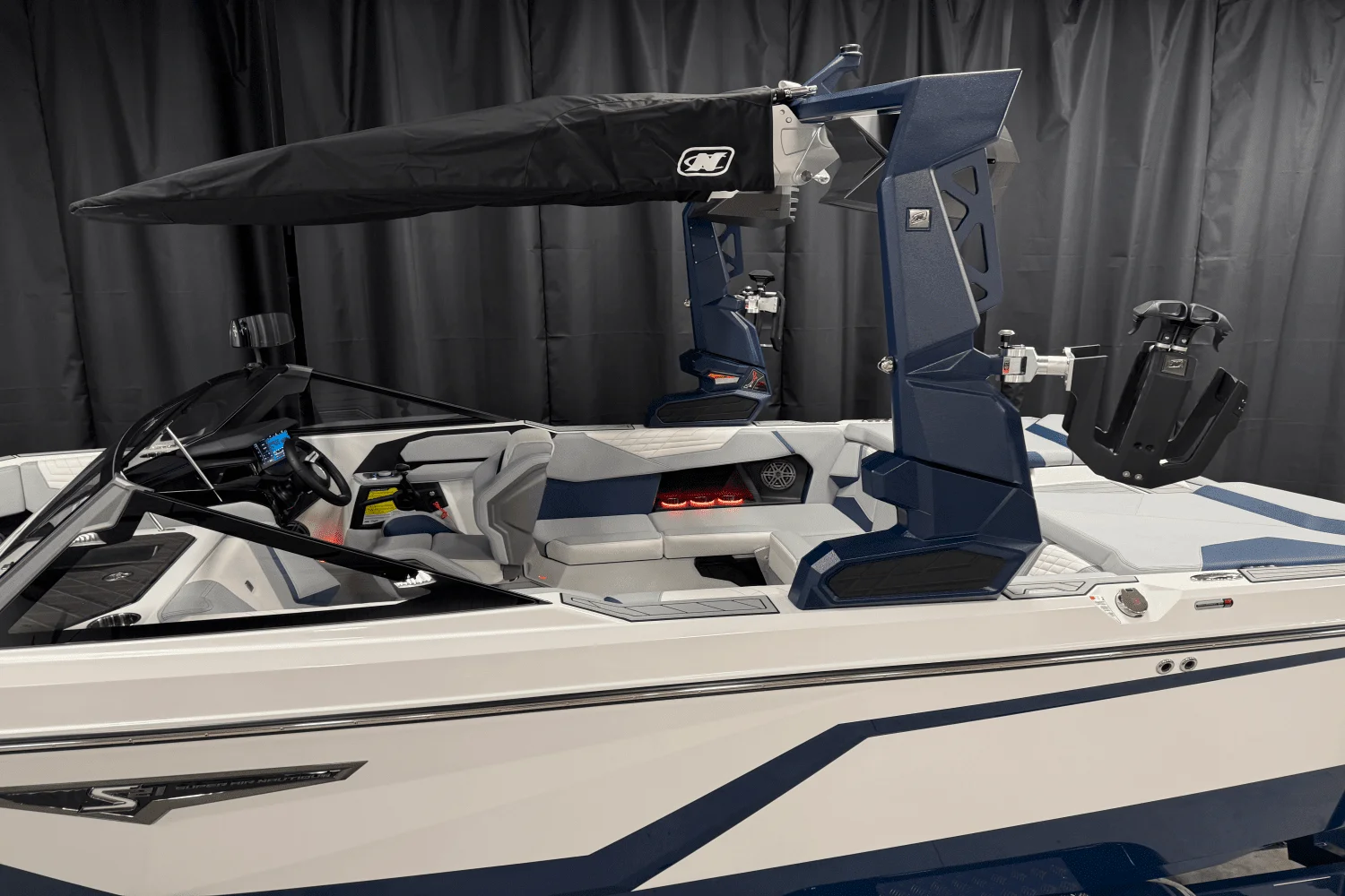 2025 Nautique Super Air Nautique S21 Image Thumbnail #4